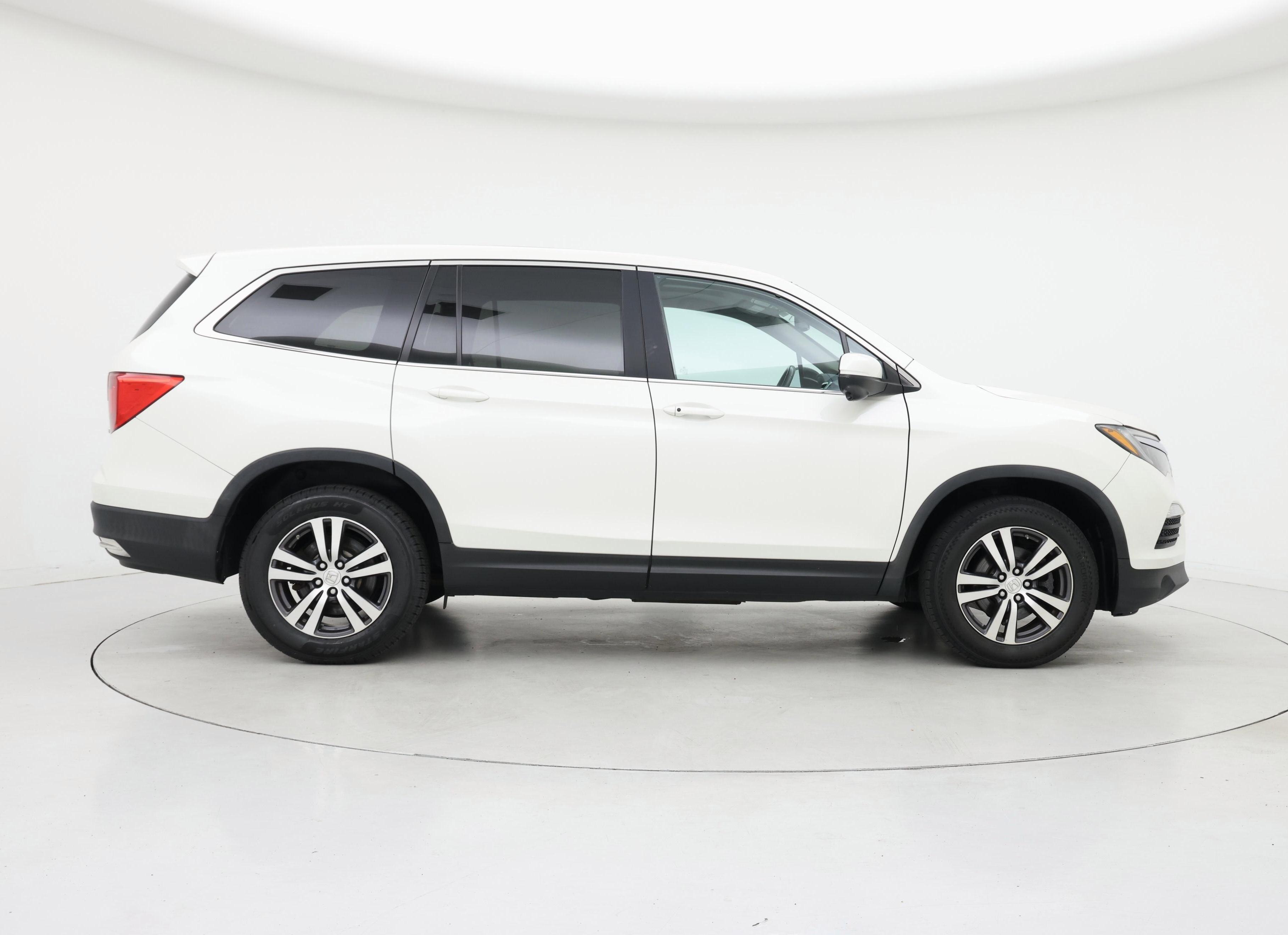 Thumbnail: 2018 Honda Pilot - 7