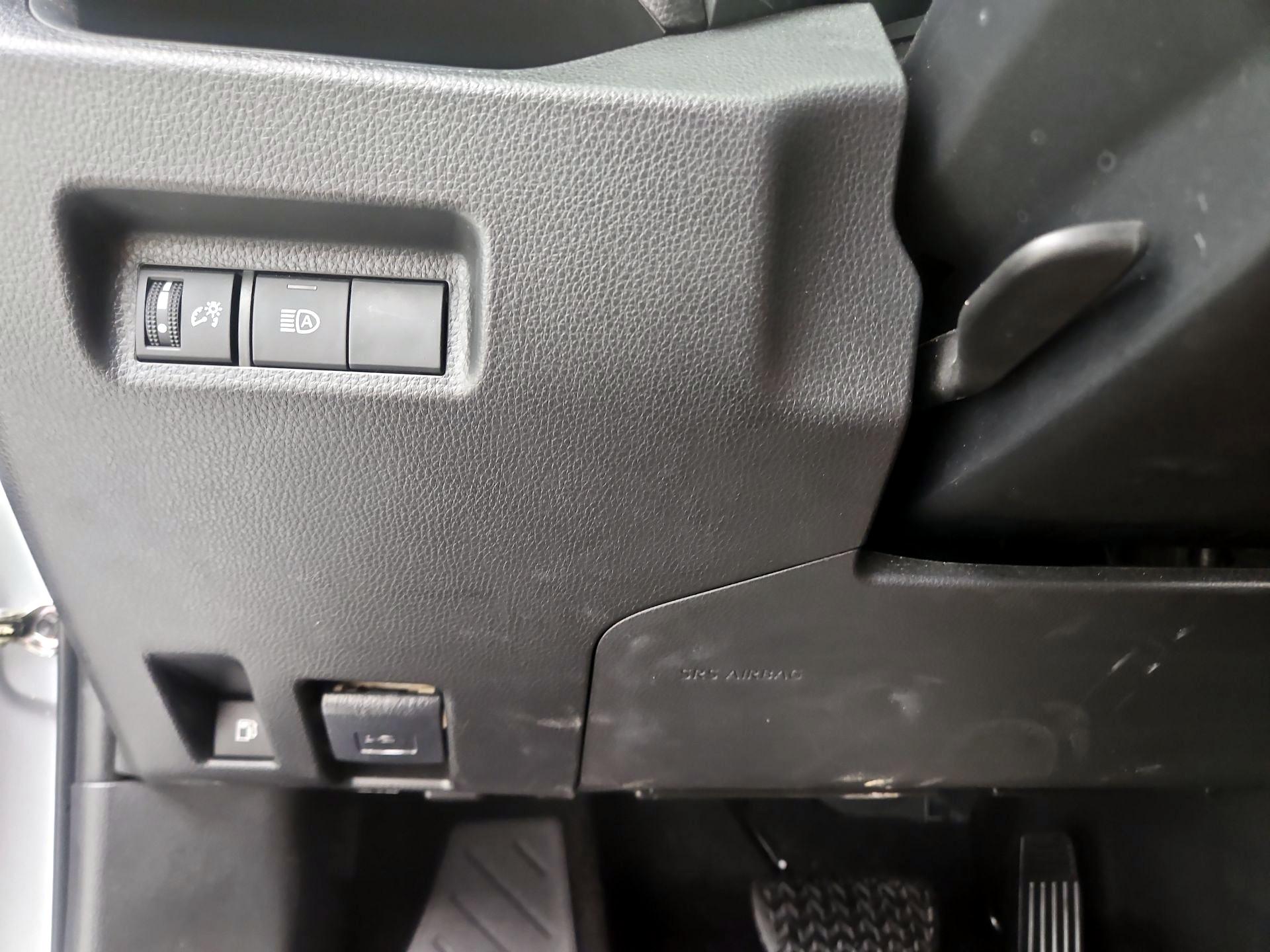 Thumbnail: 2023 Toyota RAV4 - 13