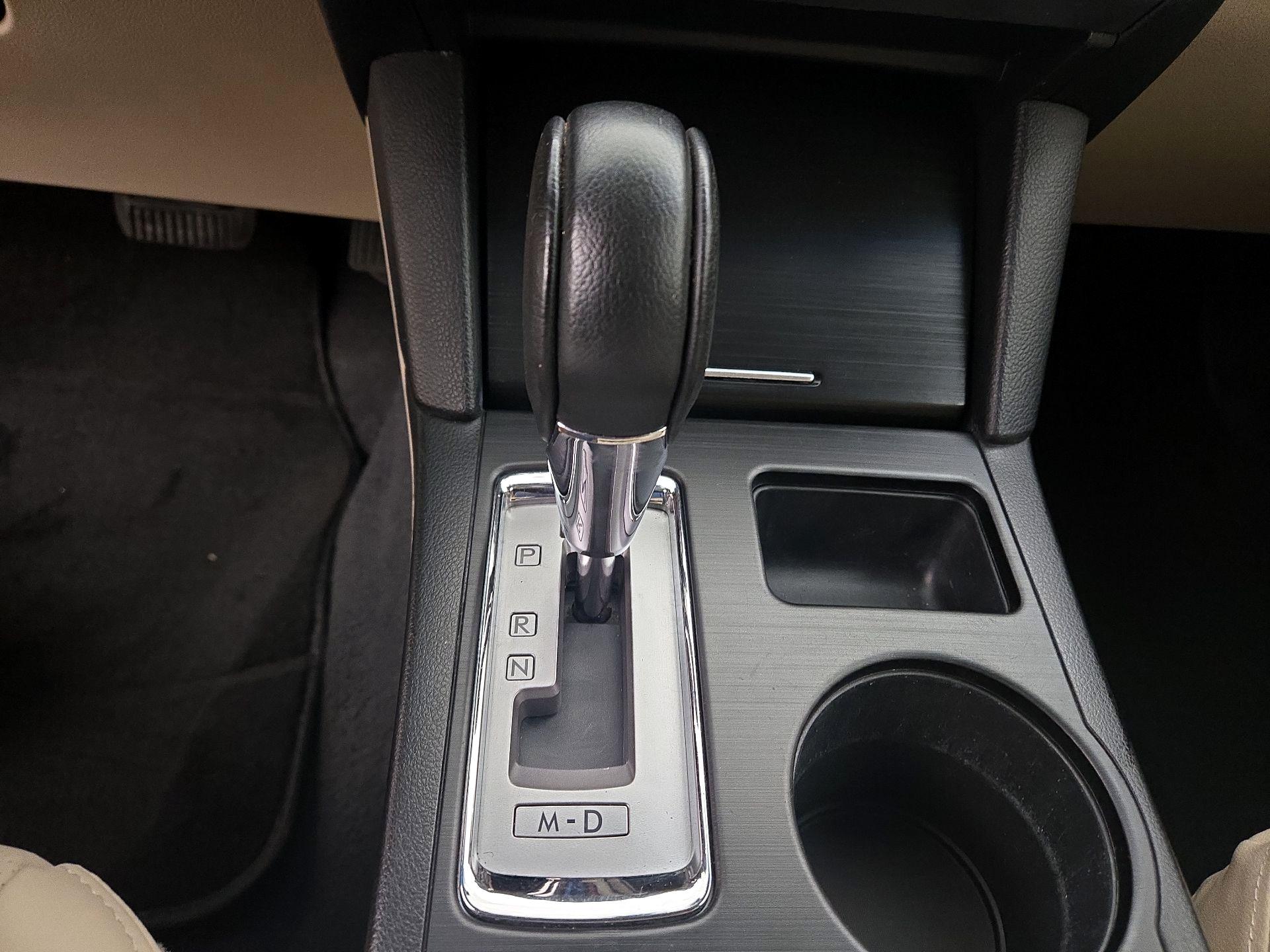Thumbnail: 2015 Subaru Outback - 17