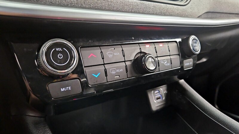 2022 Jeep Compass Latitude 16