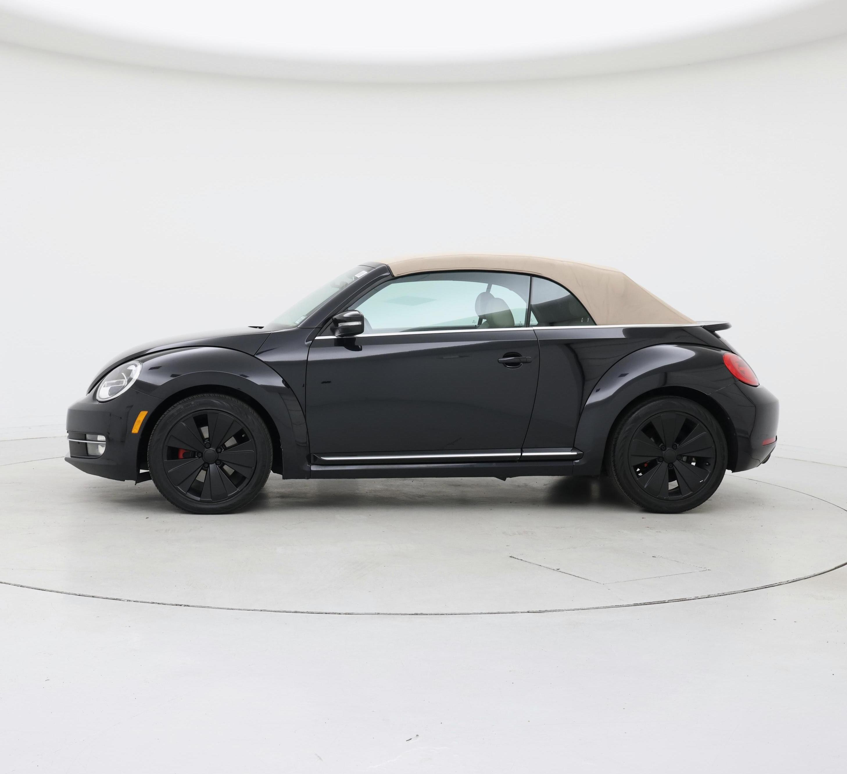Thumbnail: 2013 Volkswagen Beetle - 3