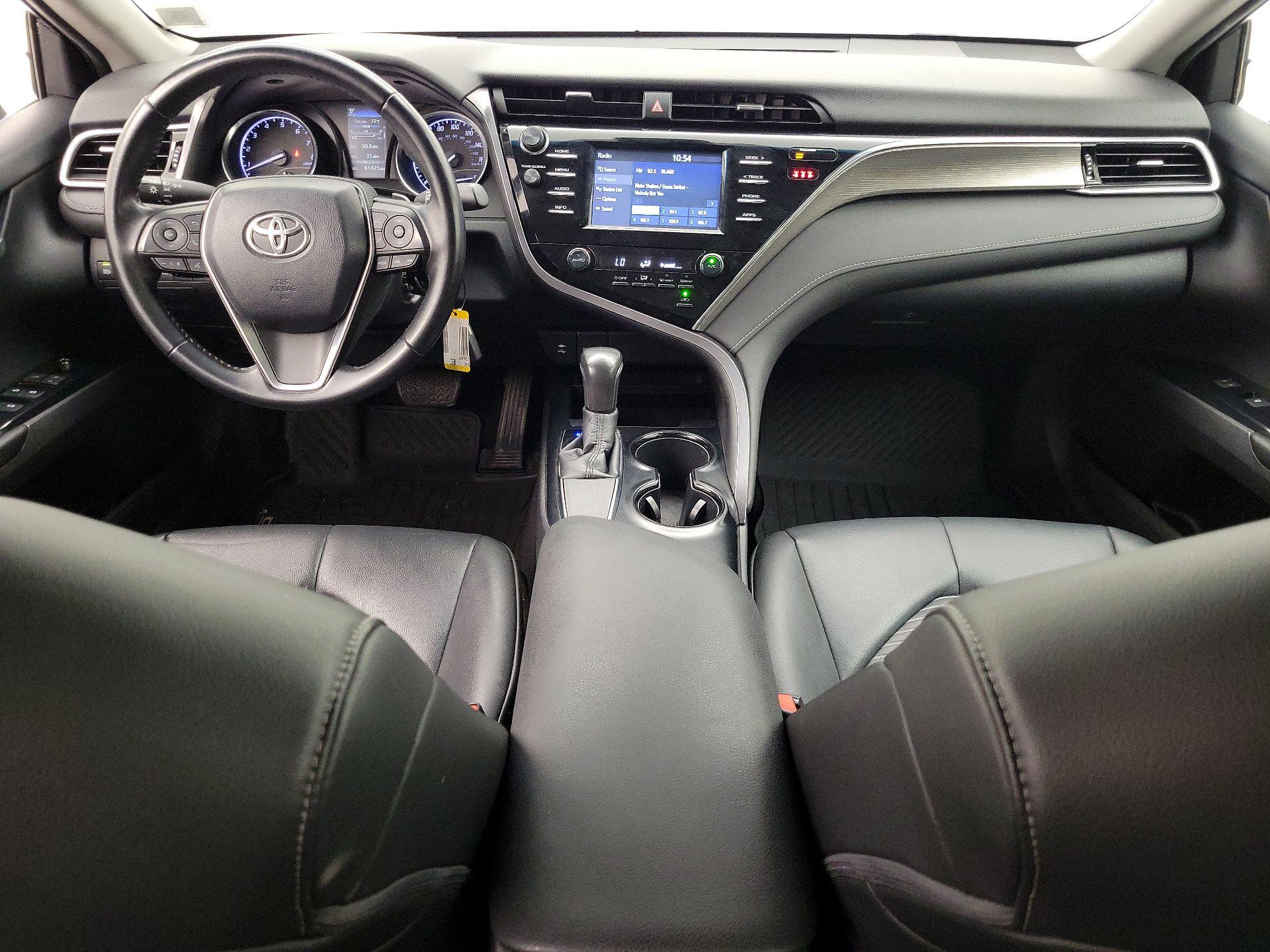 Thumbnail: 2018 Toyota Camry - 9
