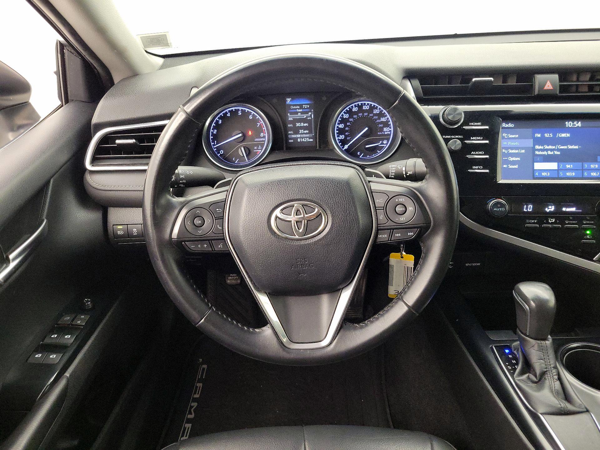 Thumbnail: 2018 Toyota Camry - 10