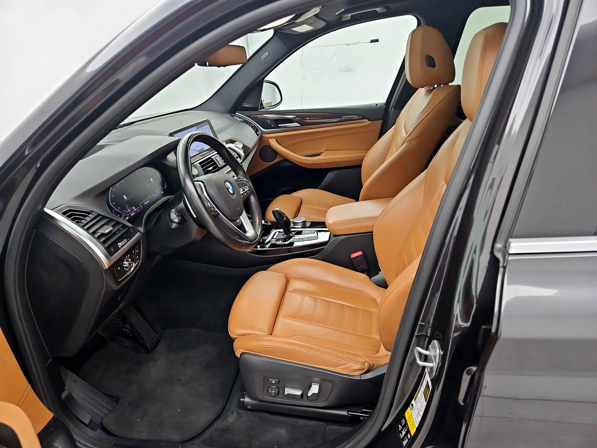 Thumbnail: 2021 BMW X3 - 11