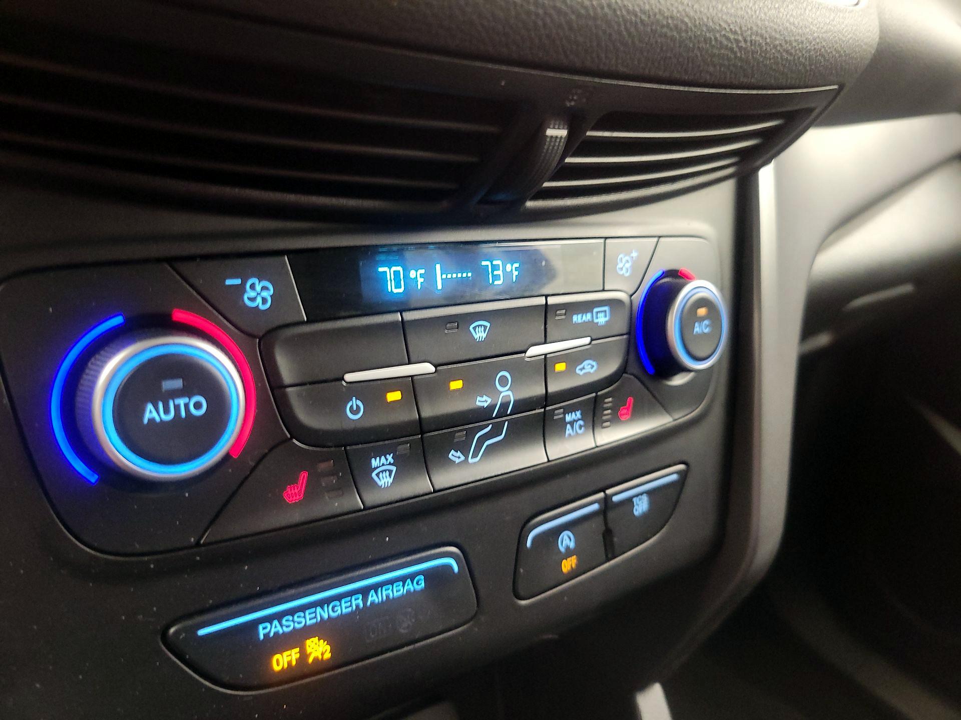 Thumbnail: 2018 Ford Escape - 16