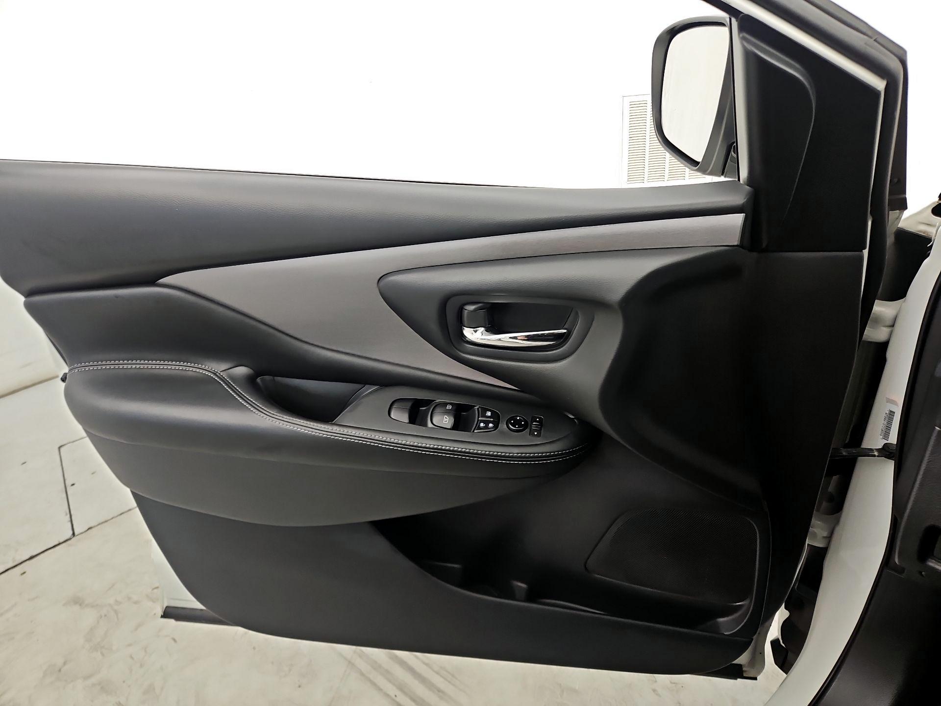 Thumbnail: 2019 Nissan Murano - 12