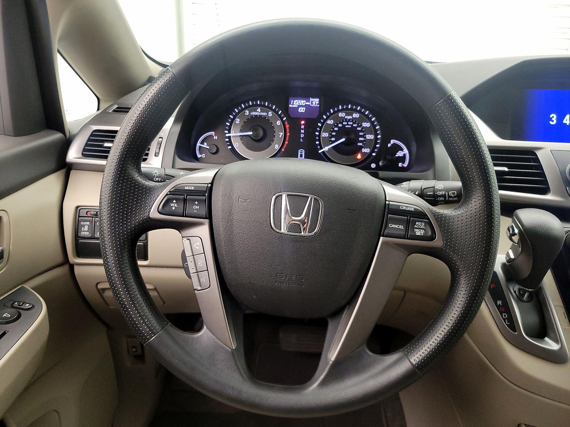 Thumbnail: 2016 Honda Odyssey - 10