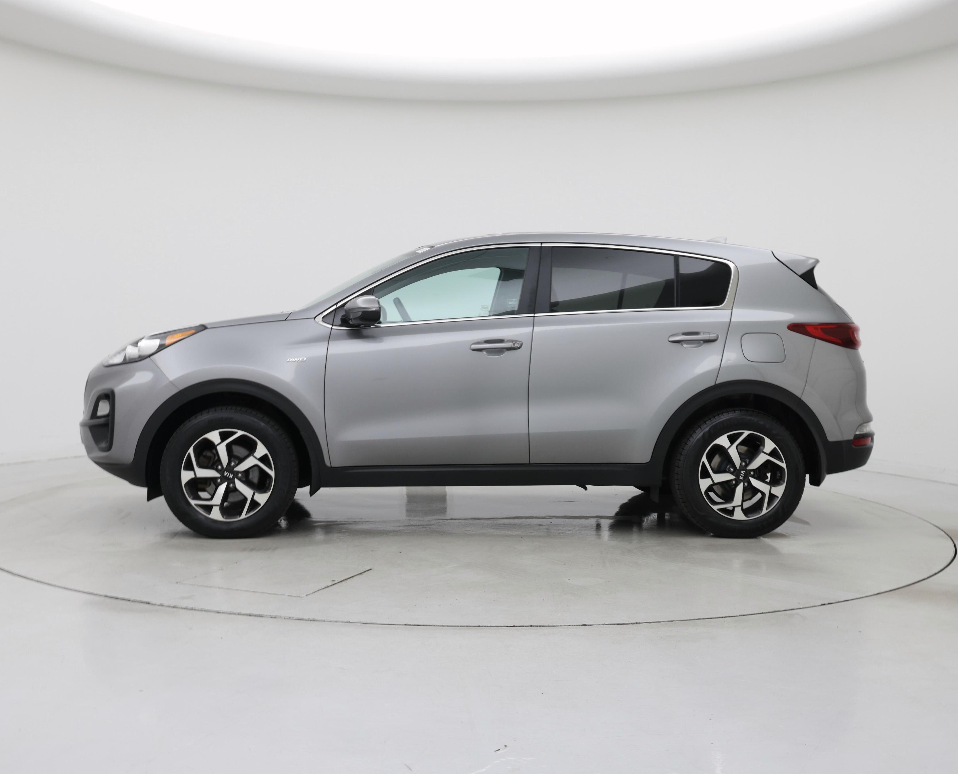 Thumbnail: 2021 Kia Sportage - 3