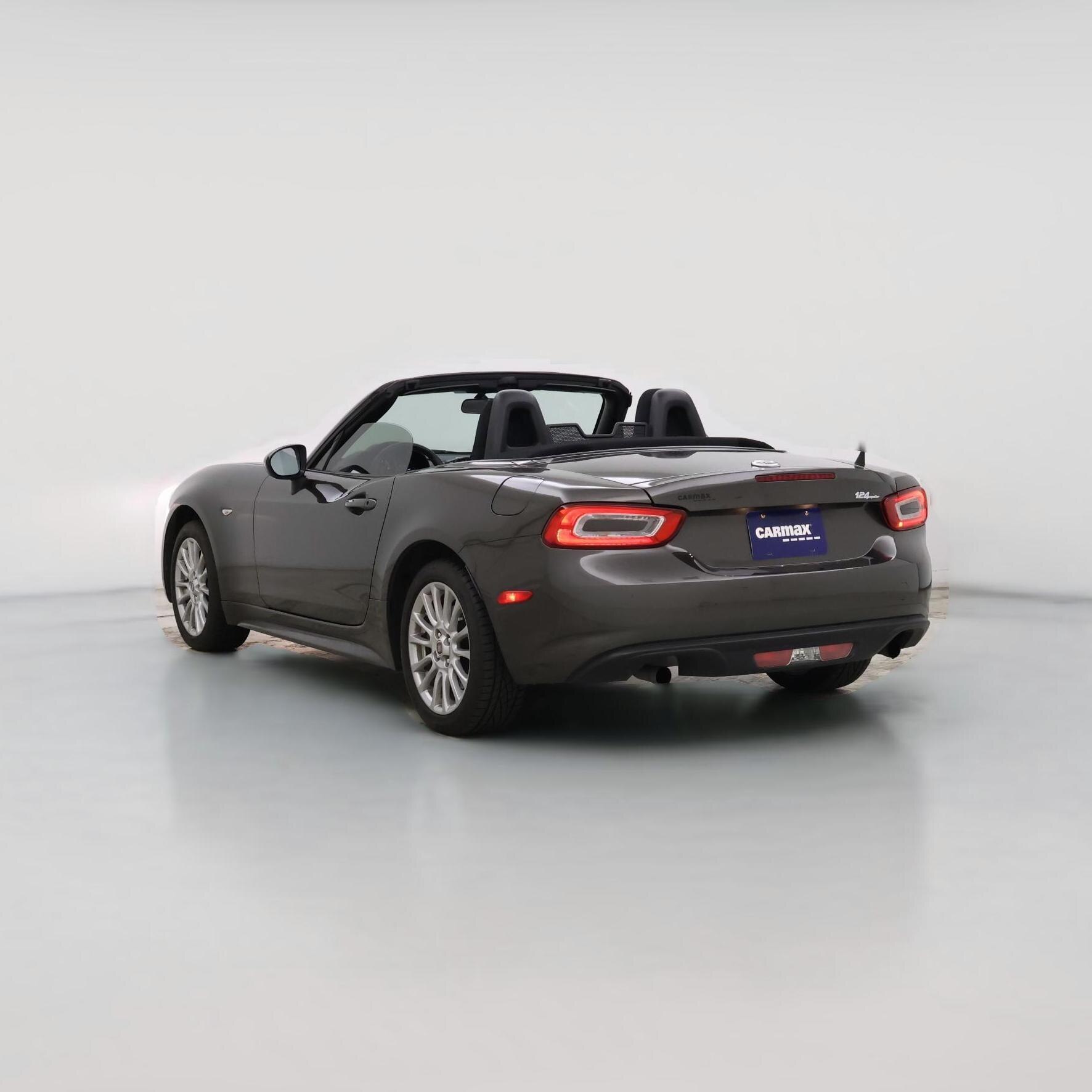 Thumbnail: 2018 Fiat 124 Spider - 1
