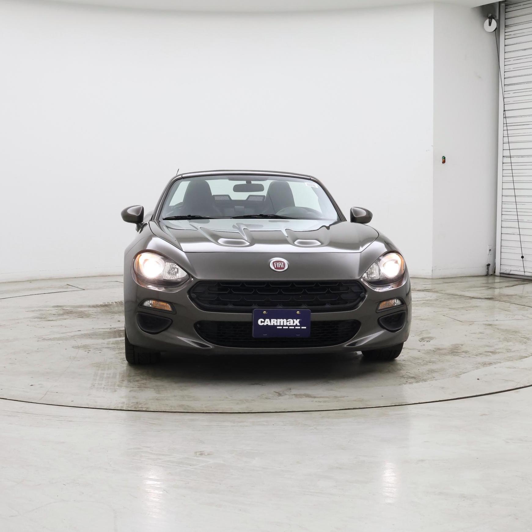 Thumbnail: 2018 Fiat 124 Spider - 6