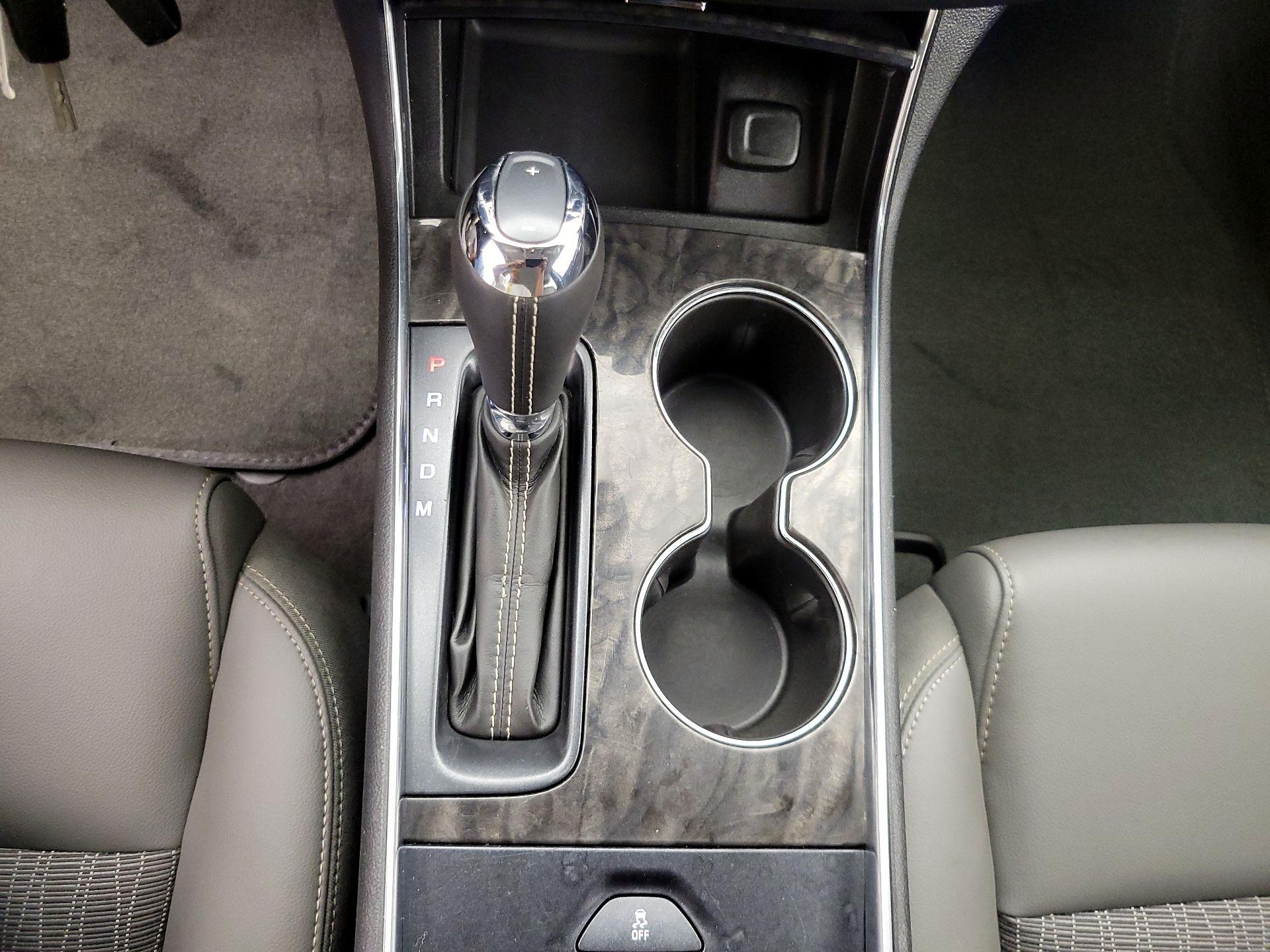 Thumbnail: 2015 Chevrolet Impala - 17
