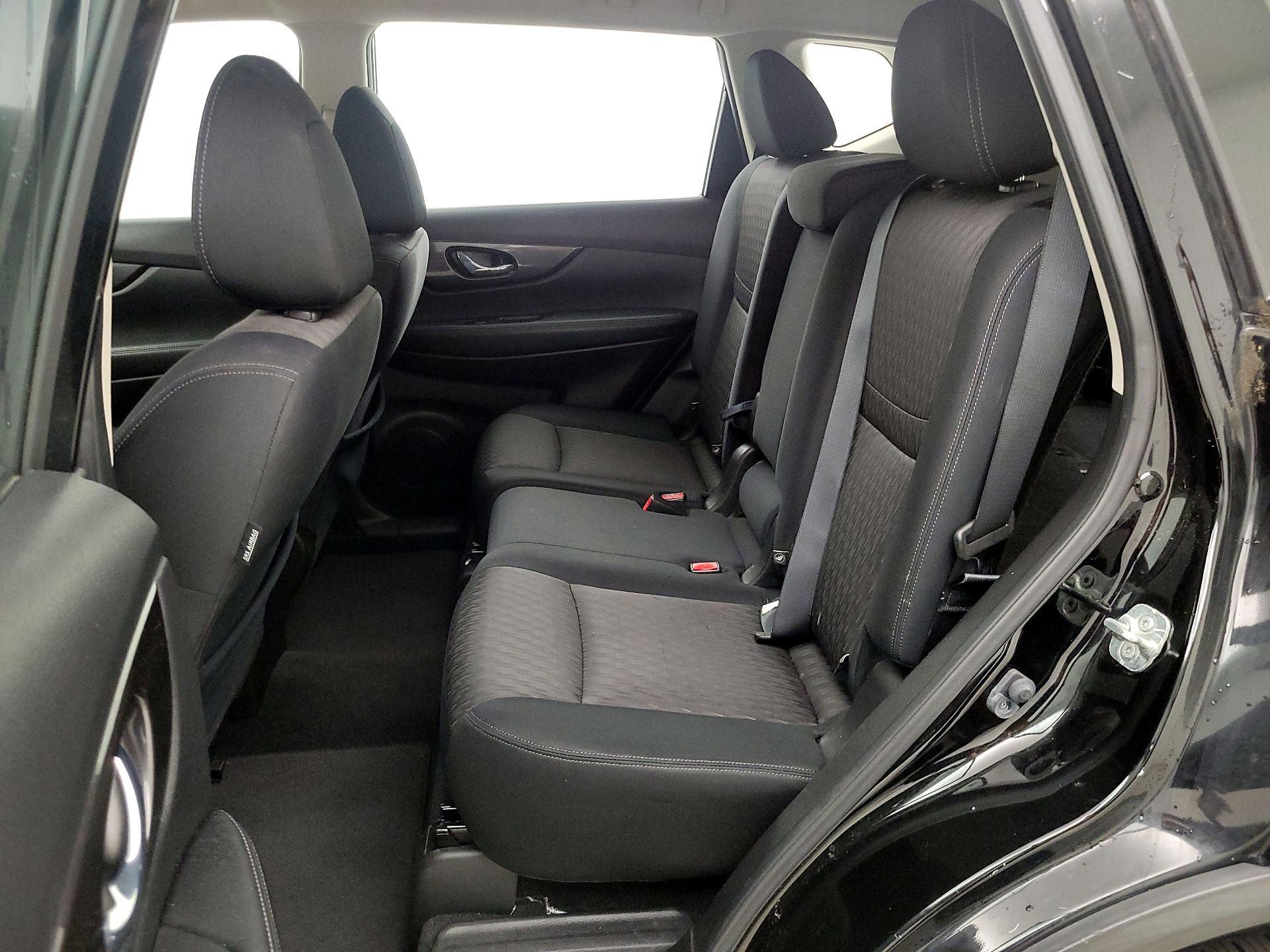 Thumbnail: 2018 Nissan Rogue - 19