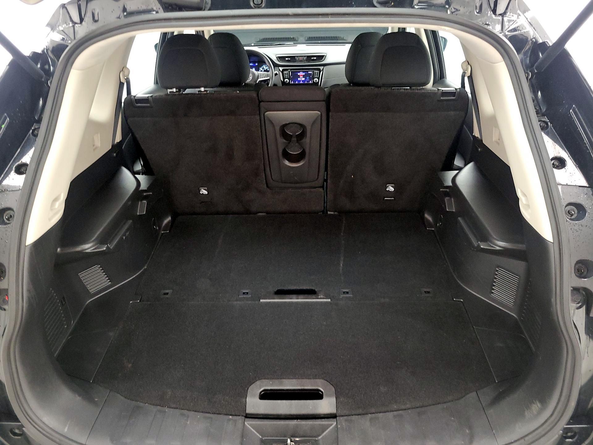 Thumbnail: 2018 Nissan Rogue - 20