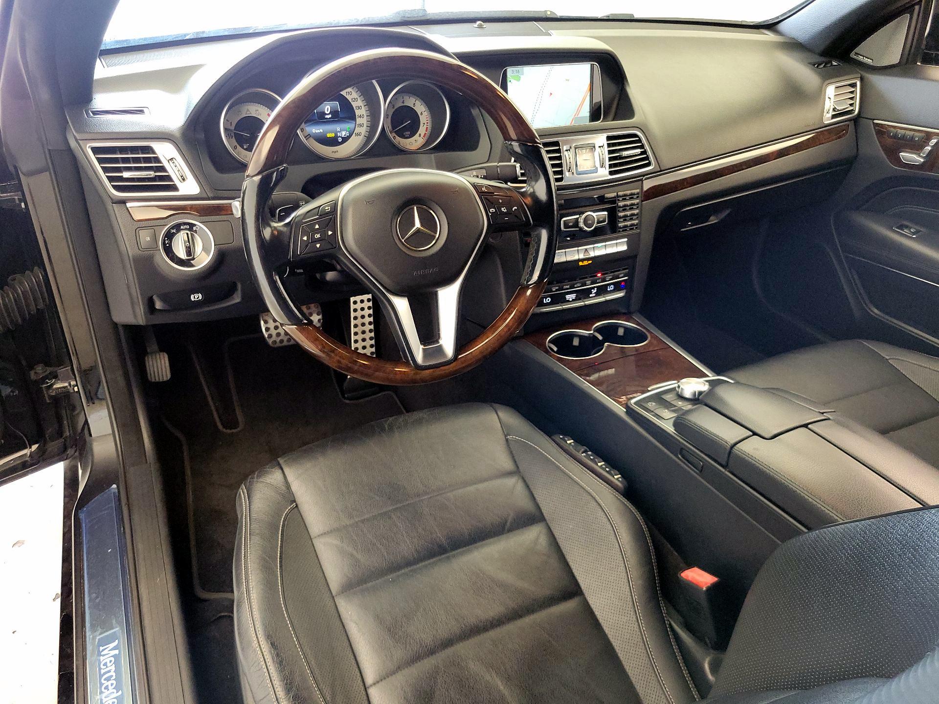 Thumbnail: 2014 Mercedes-Benz E-Class - 9