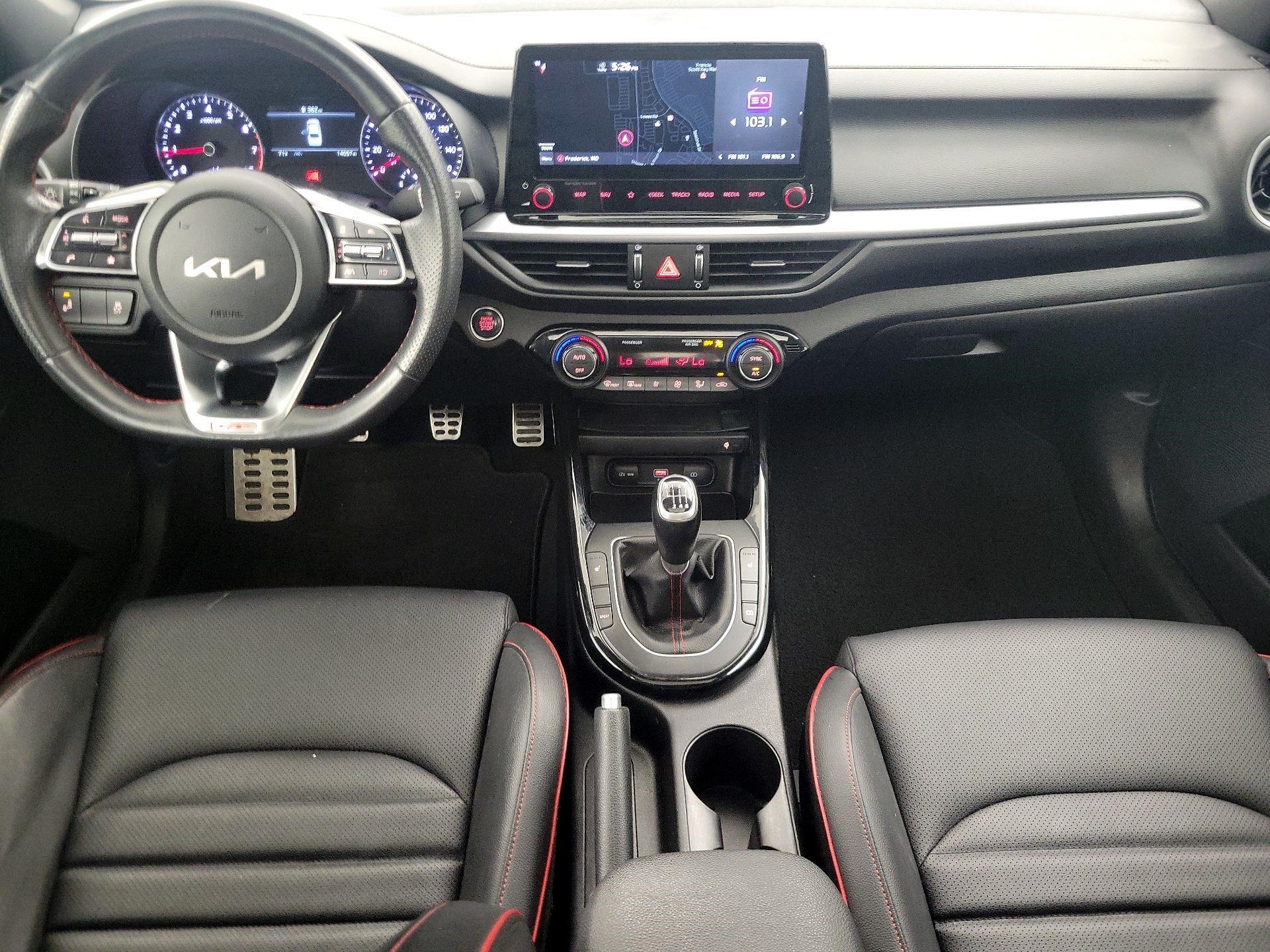 Thumbnail: 2022 Kia Forte - 9