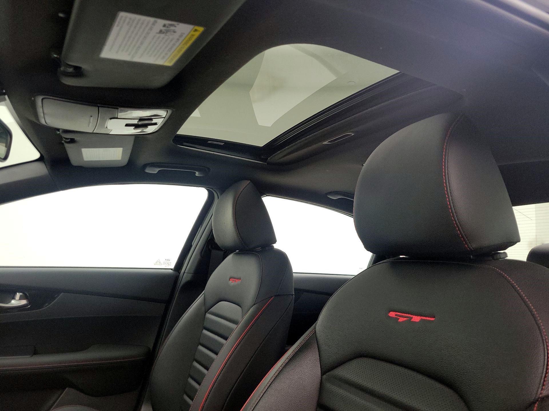 Thumbnail: 2022 Kia Forte - 20