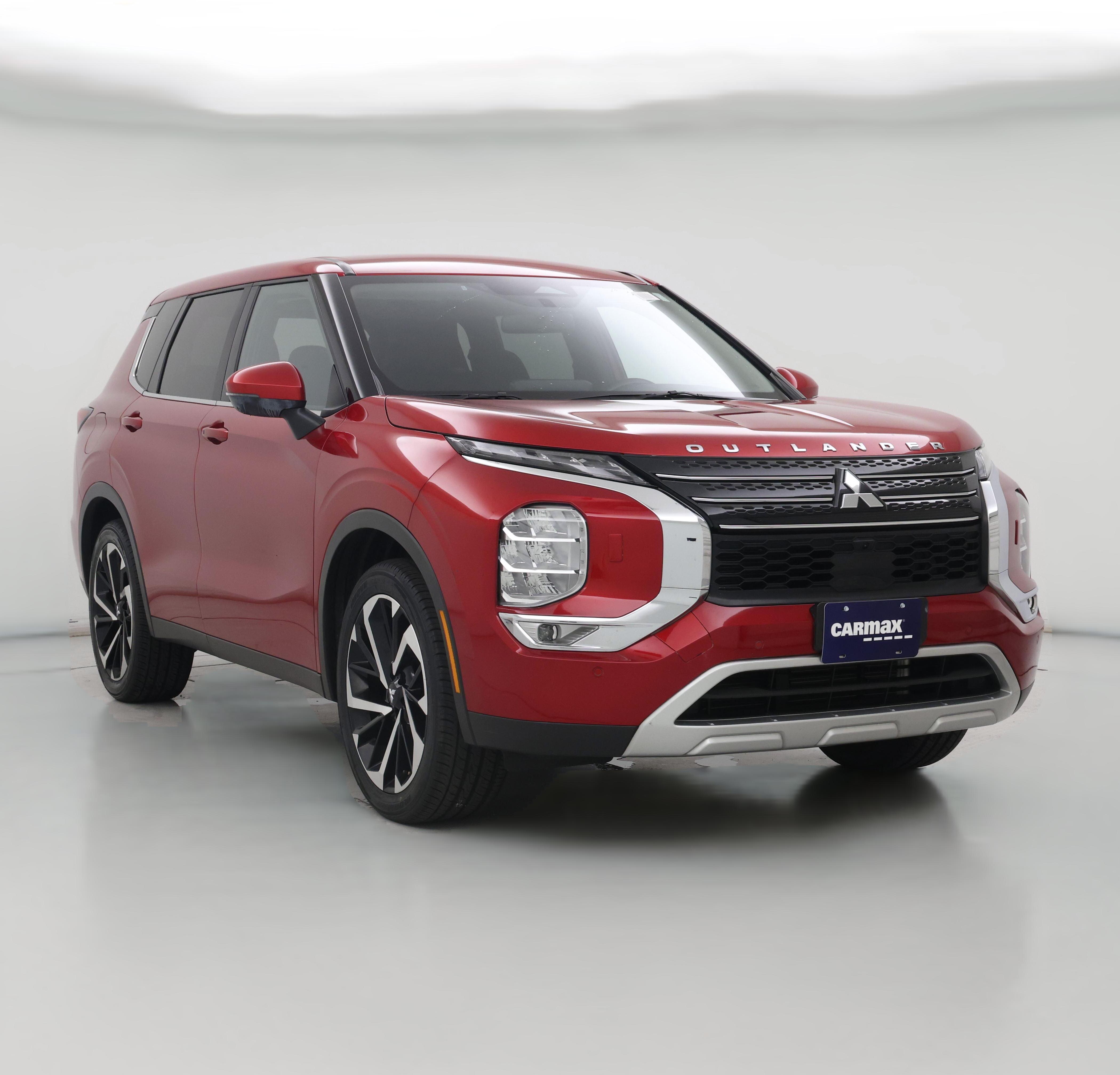 Thumbnail: 2022 Mitsubishi Outlander - 1
