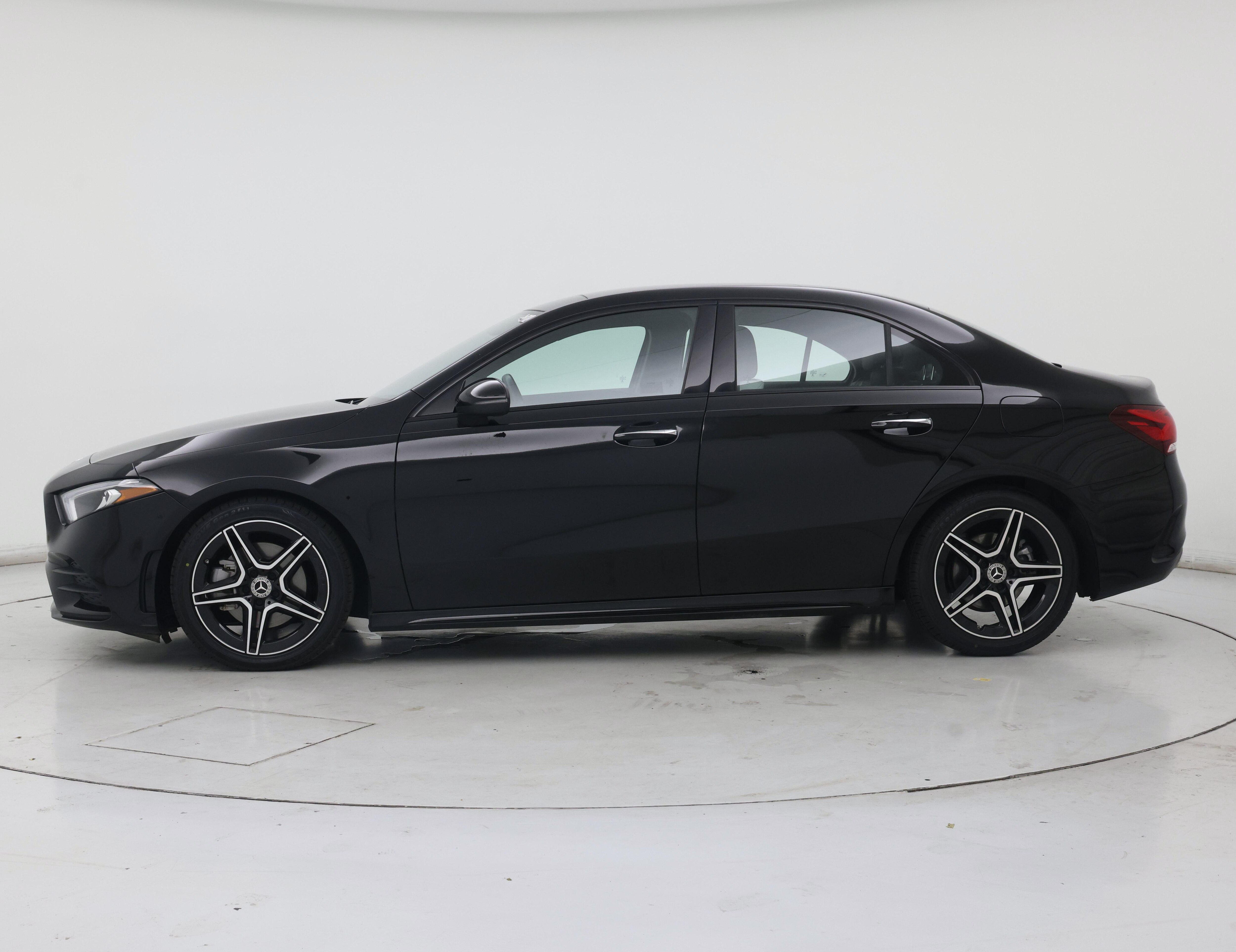 Thumbnail: 2022 Mercedes-Benz A-Class - 3