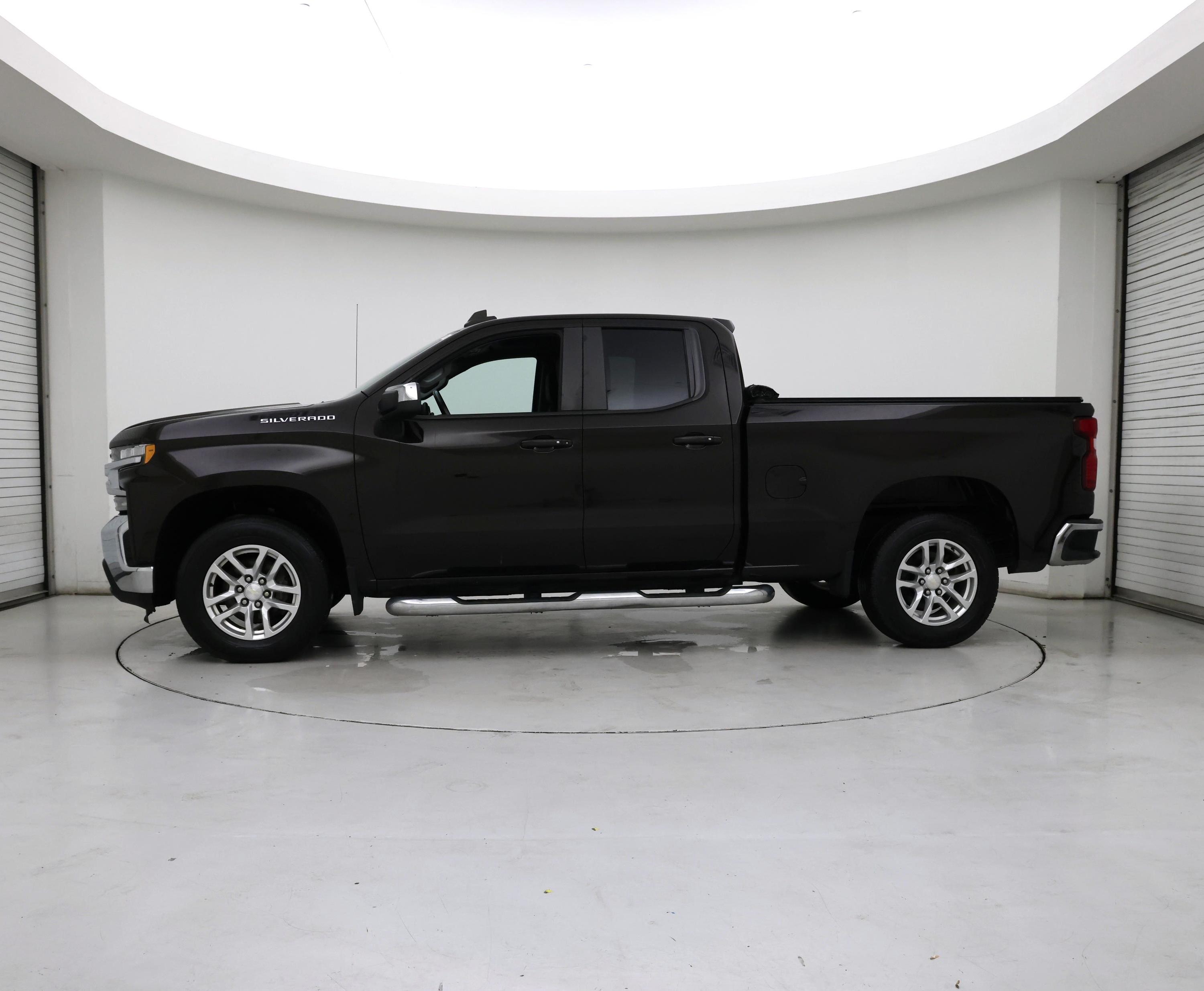 Thumbnail: 2019 Chevrolet Silverado 1500 - 3