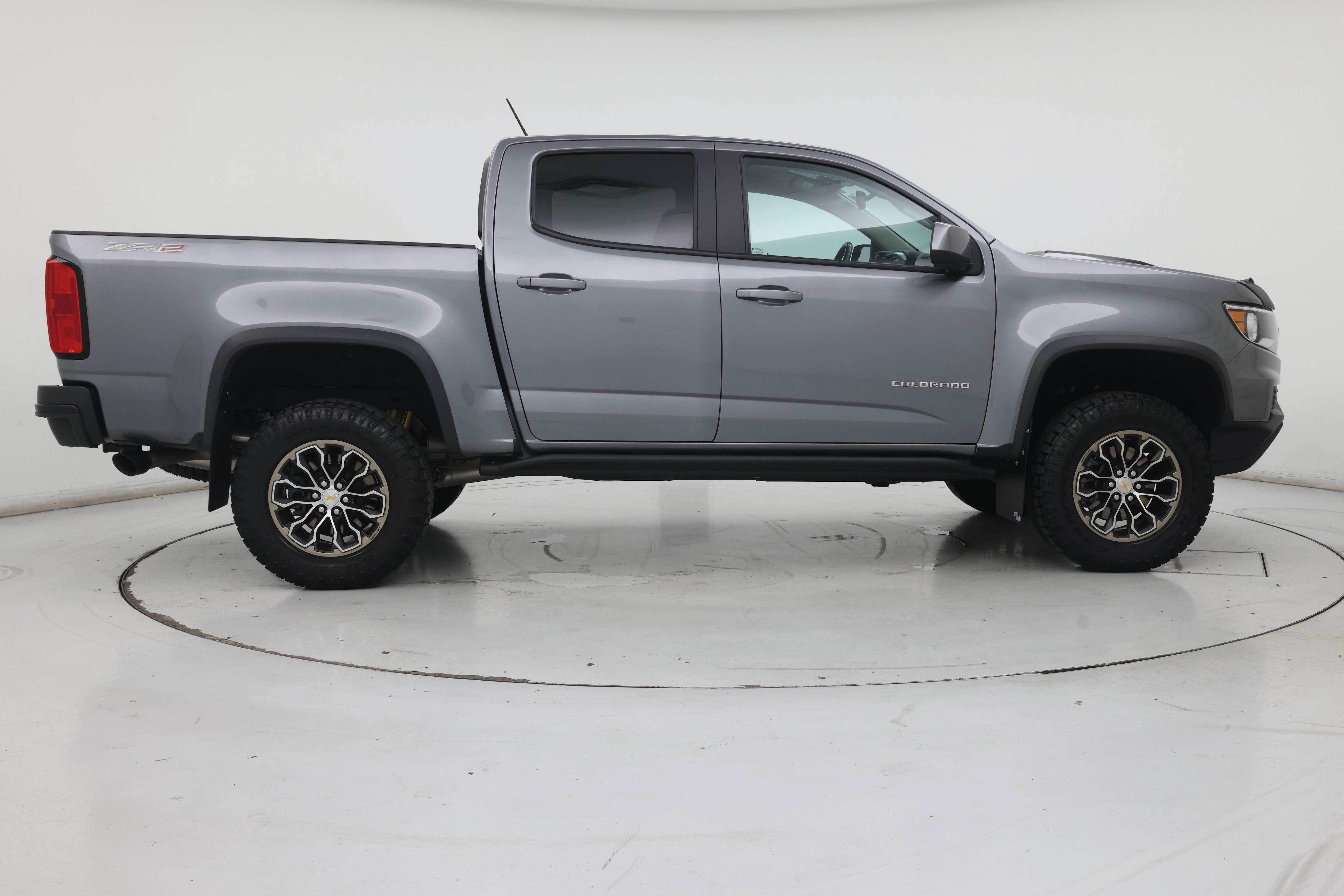 Thumbnail: 2022 Chevrolet Colorado - 7