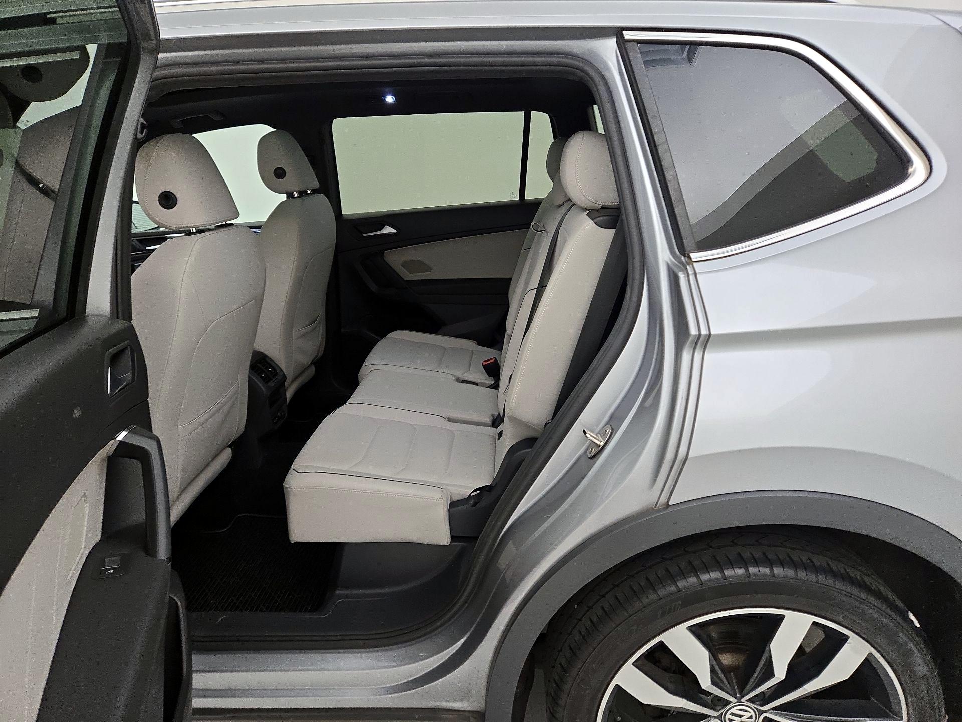 Thumbnail: 2019 Volkswagen Tiguan - 20