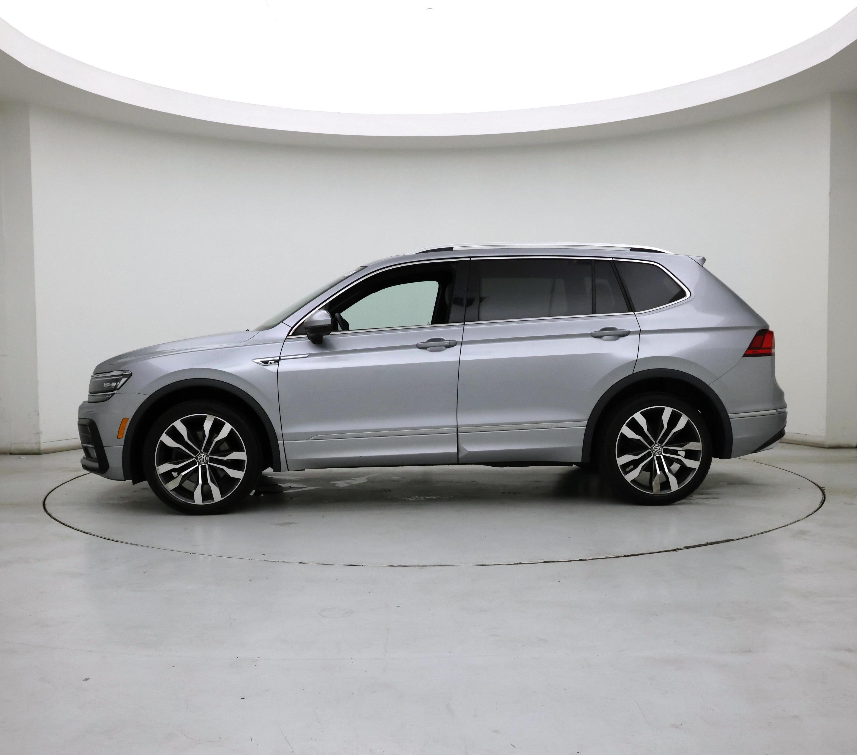 Thumbnail: 2019 Volkswagen Tiguan - 3