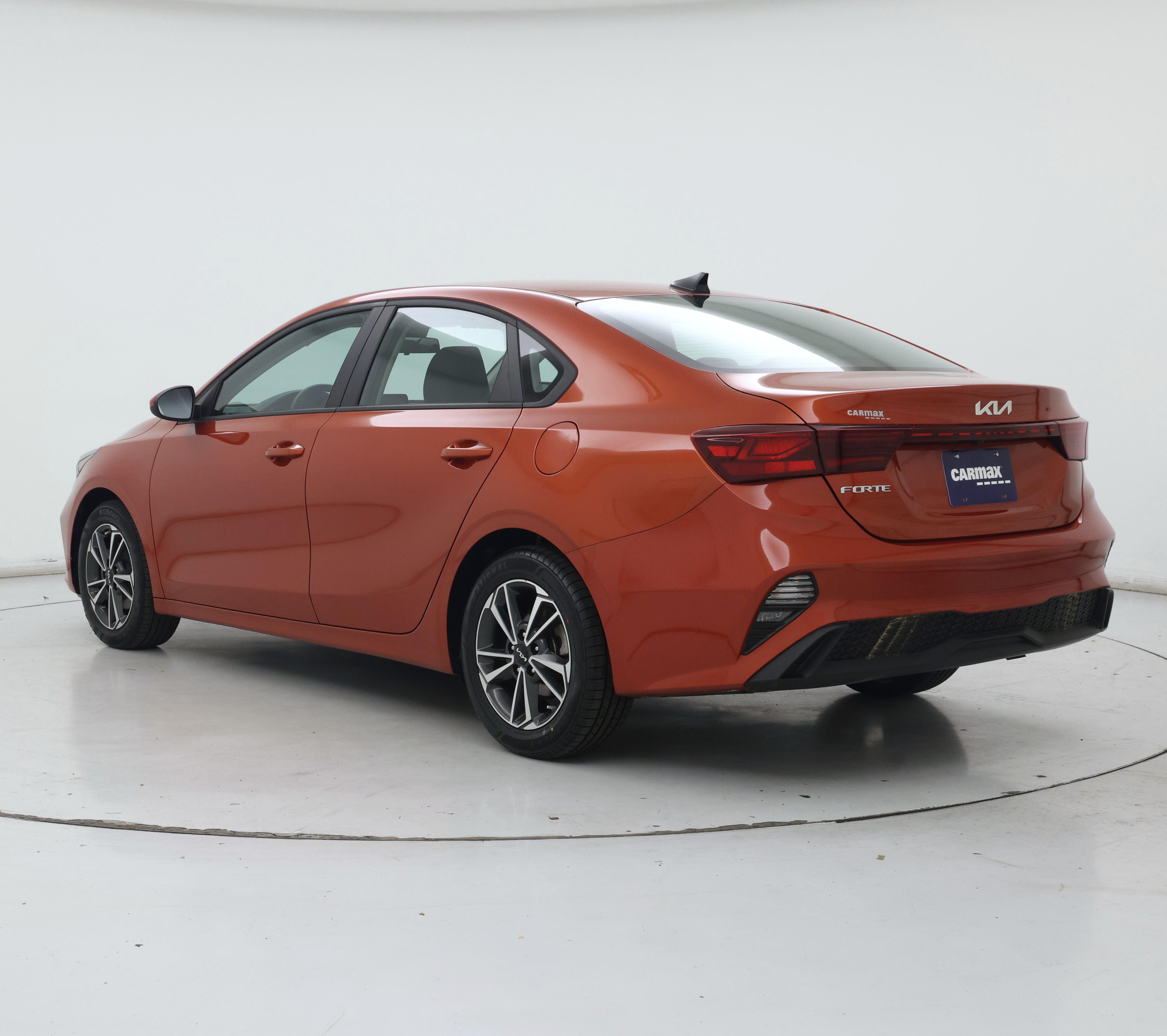 Thumbnail: 2022 Kia Forte - 2
