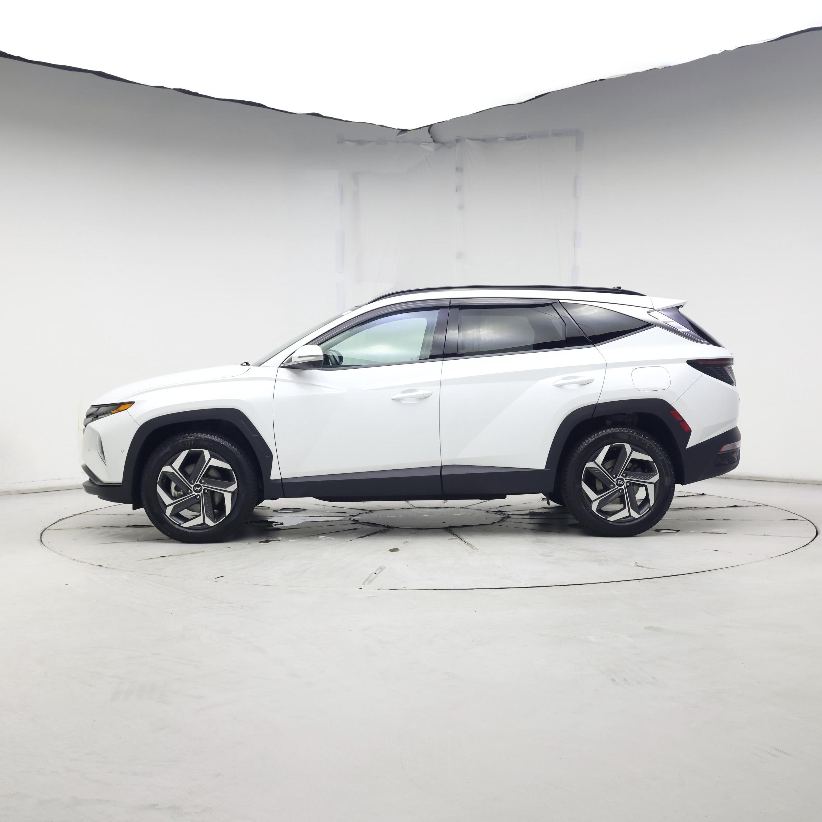 Thumbnail: 2022 Hyundai Tucson - 3