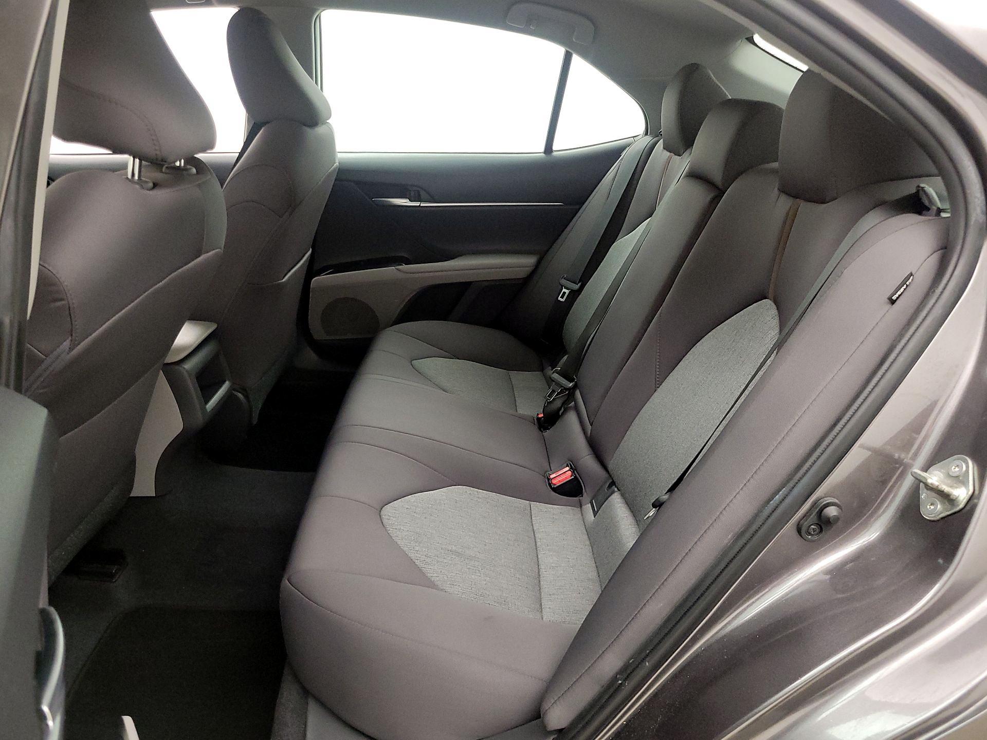Thumbnail: 2018 Toyota Camry - 19