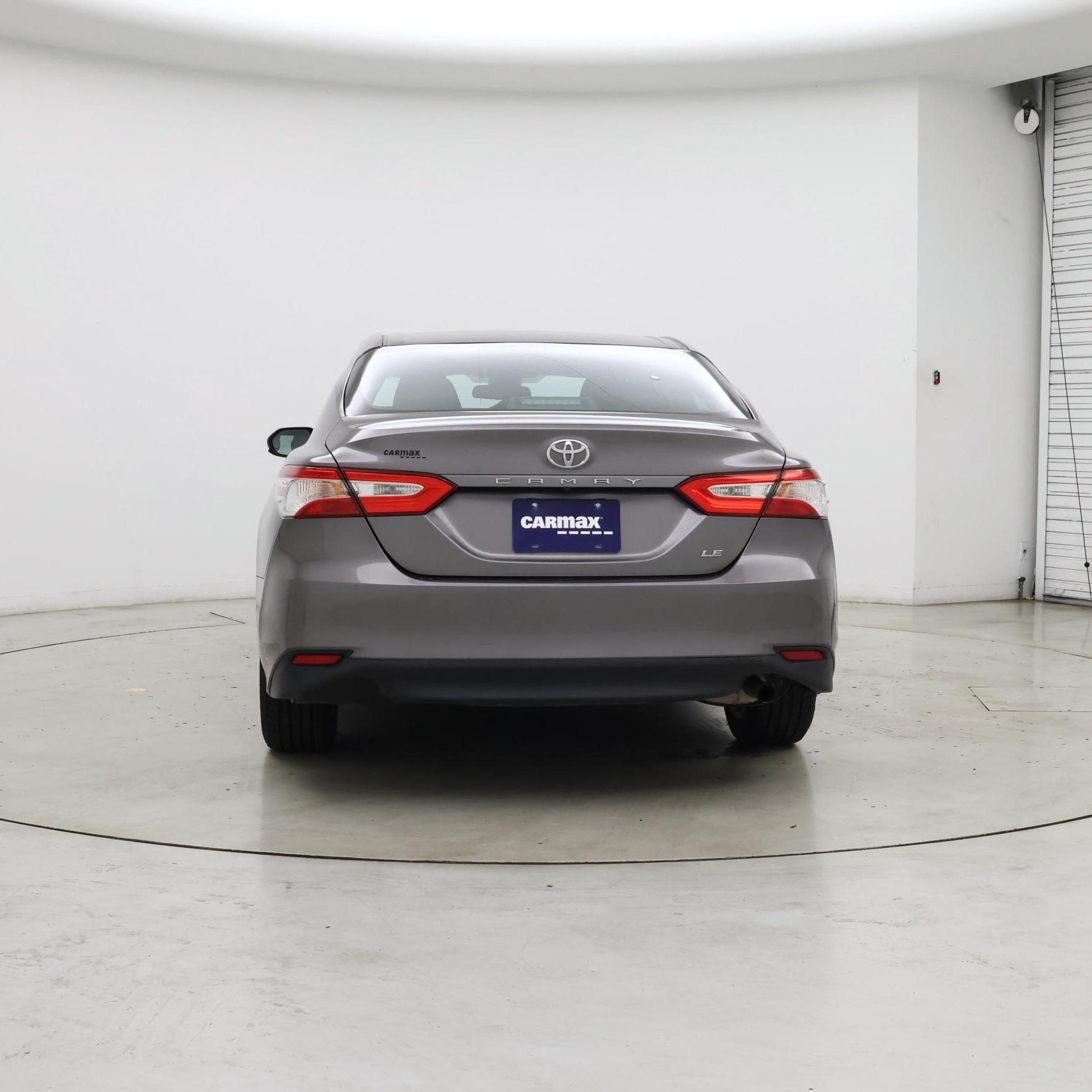 Thumbnail: 2018 Toyota Camry - 6