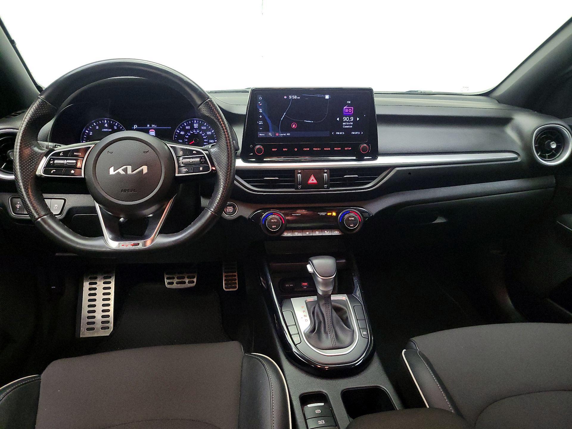 Thumbnail: 2023 Kia Forte - 9