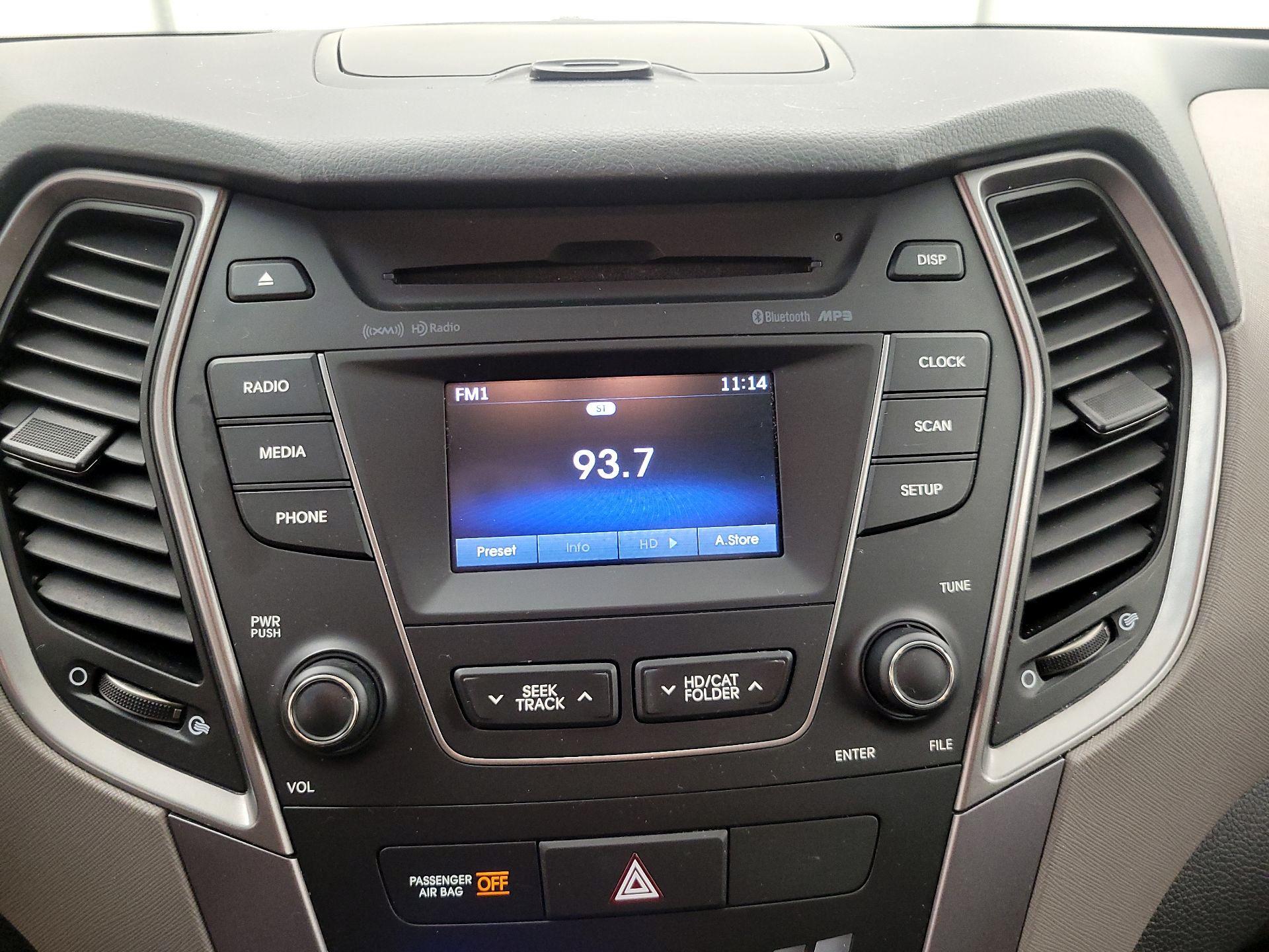 Thumbnail: 2014 Hyundai Santa Fe - 15