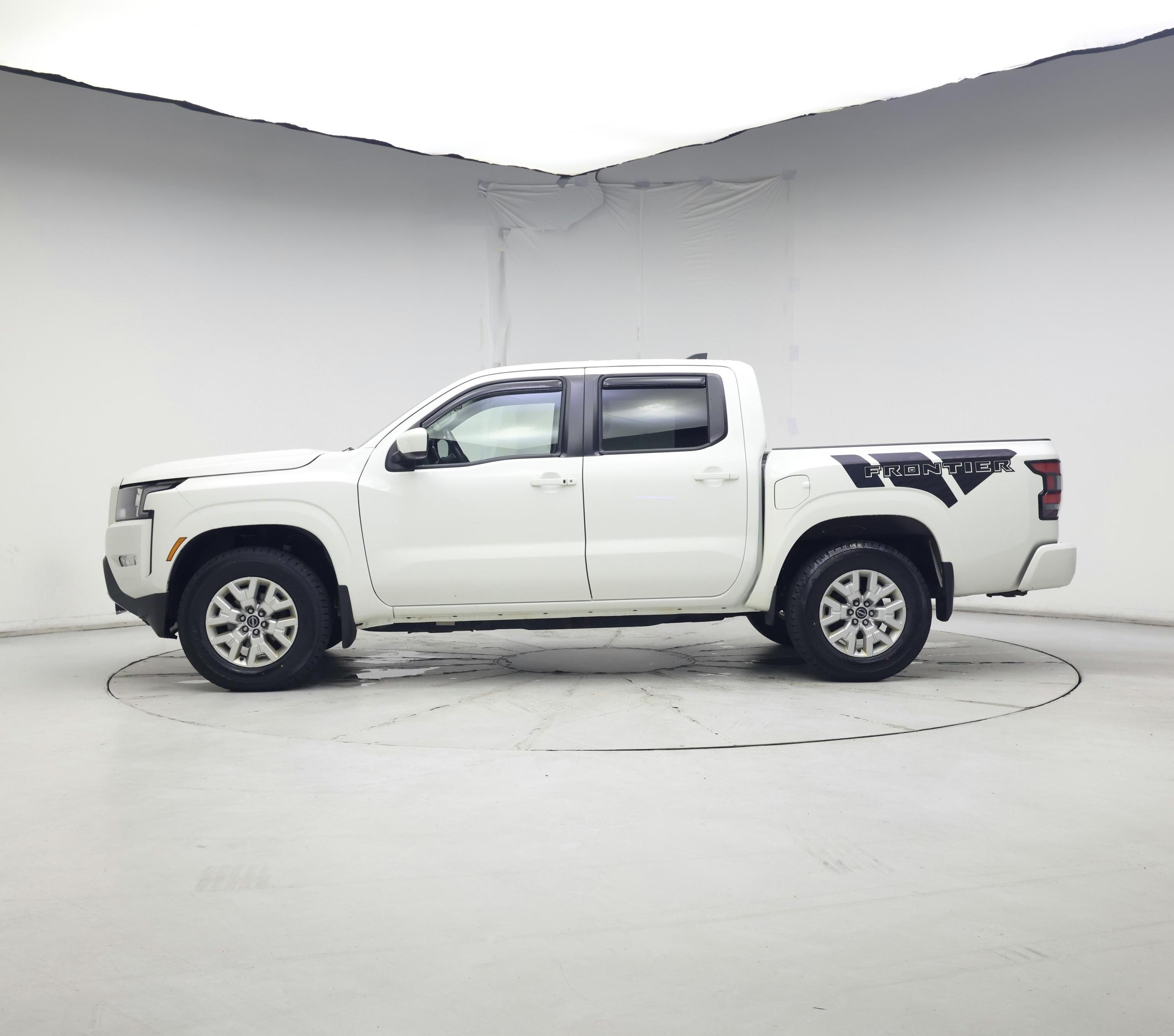 Thumbnail: 2022 Nissan Frontier - 3