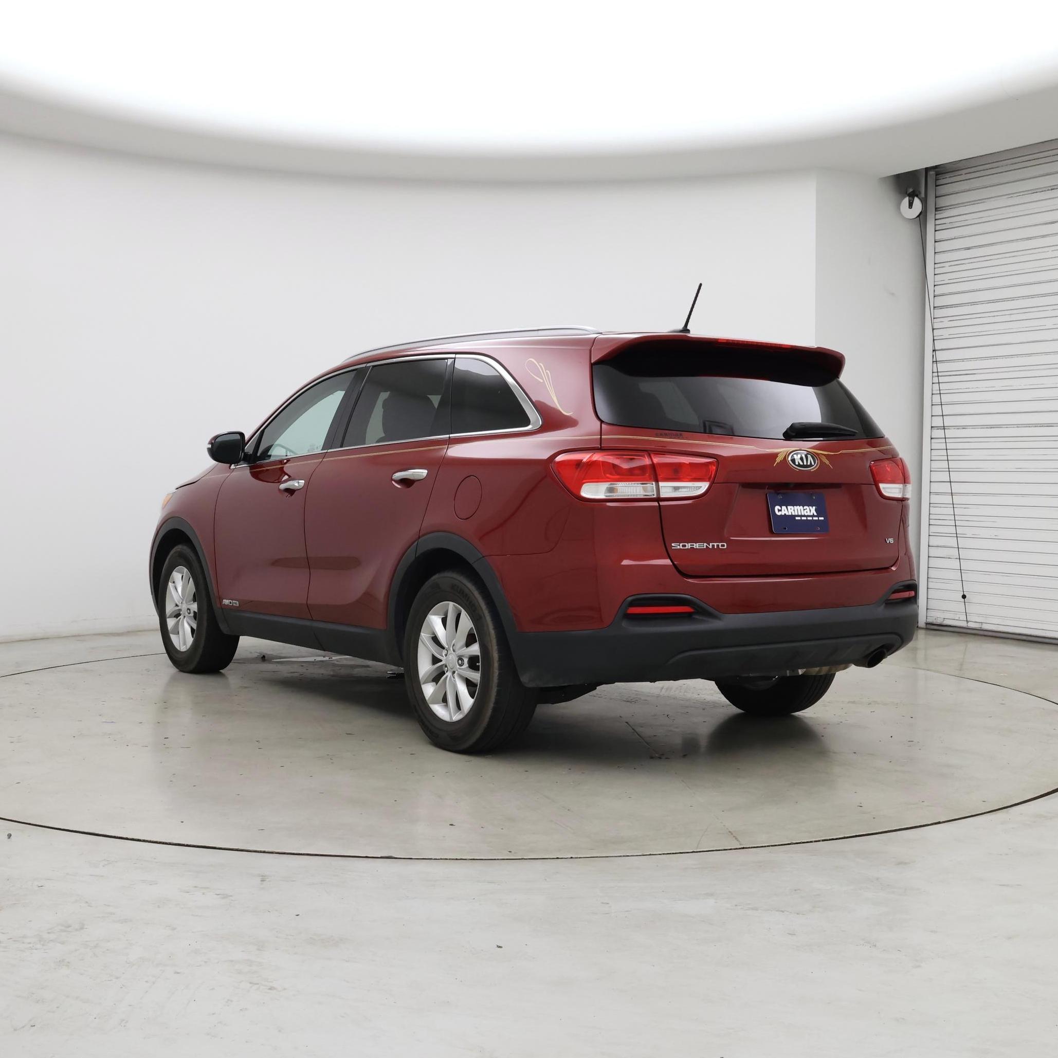 Thumbnail: 2016 Kia Sorento - 2