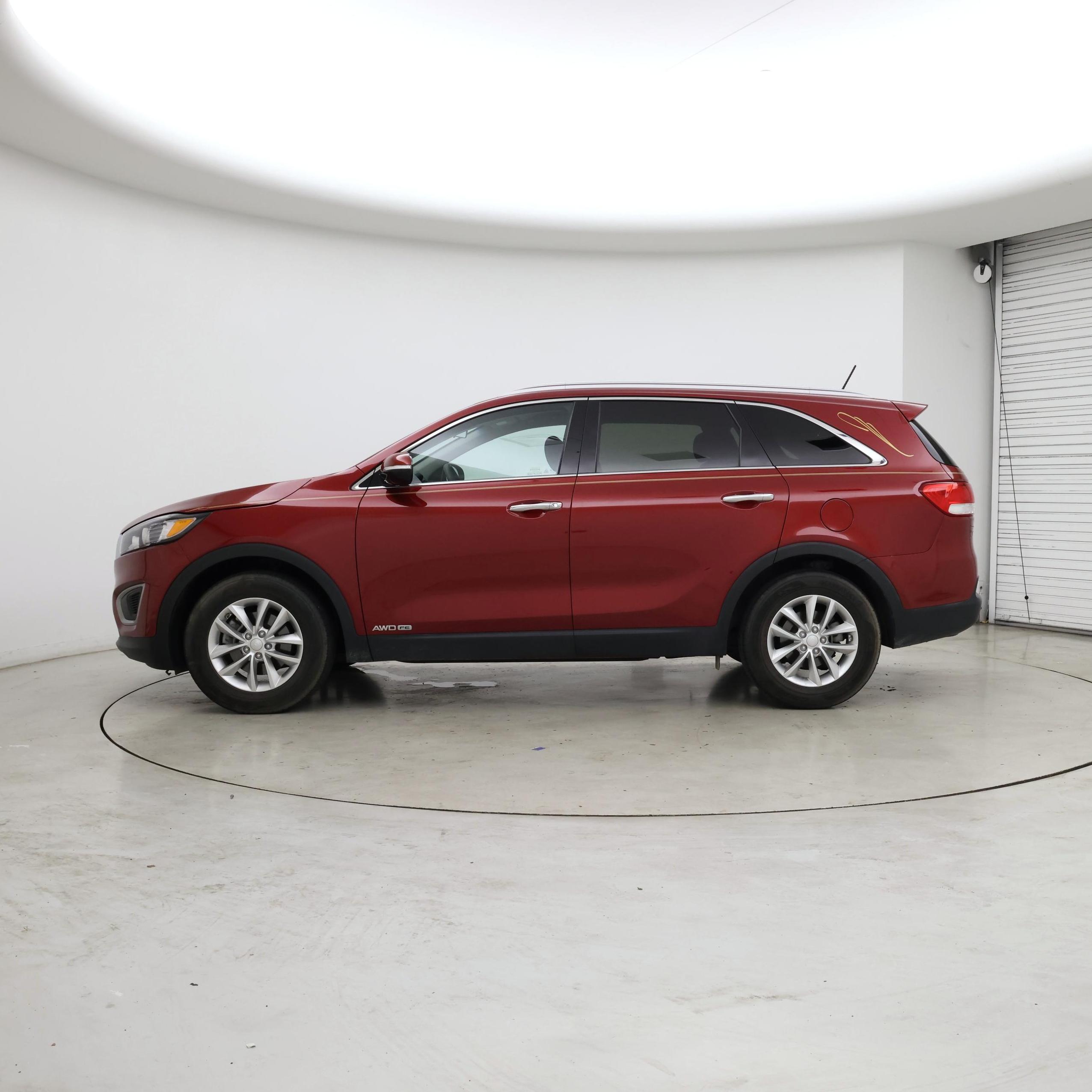 Thumbnail: 2016 Kia Sorento - 3