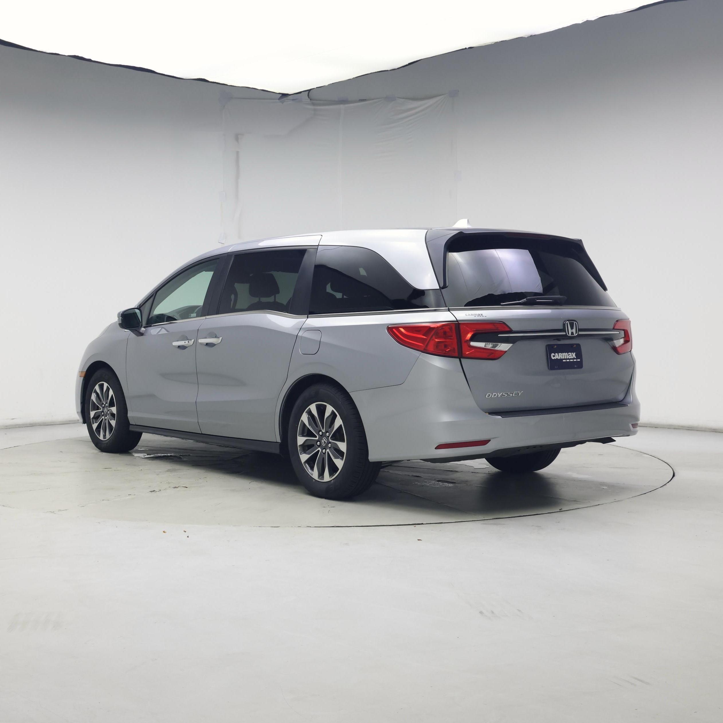 Thumbnail: 2023 Honda Odyssey - 2