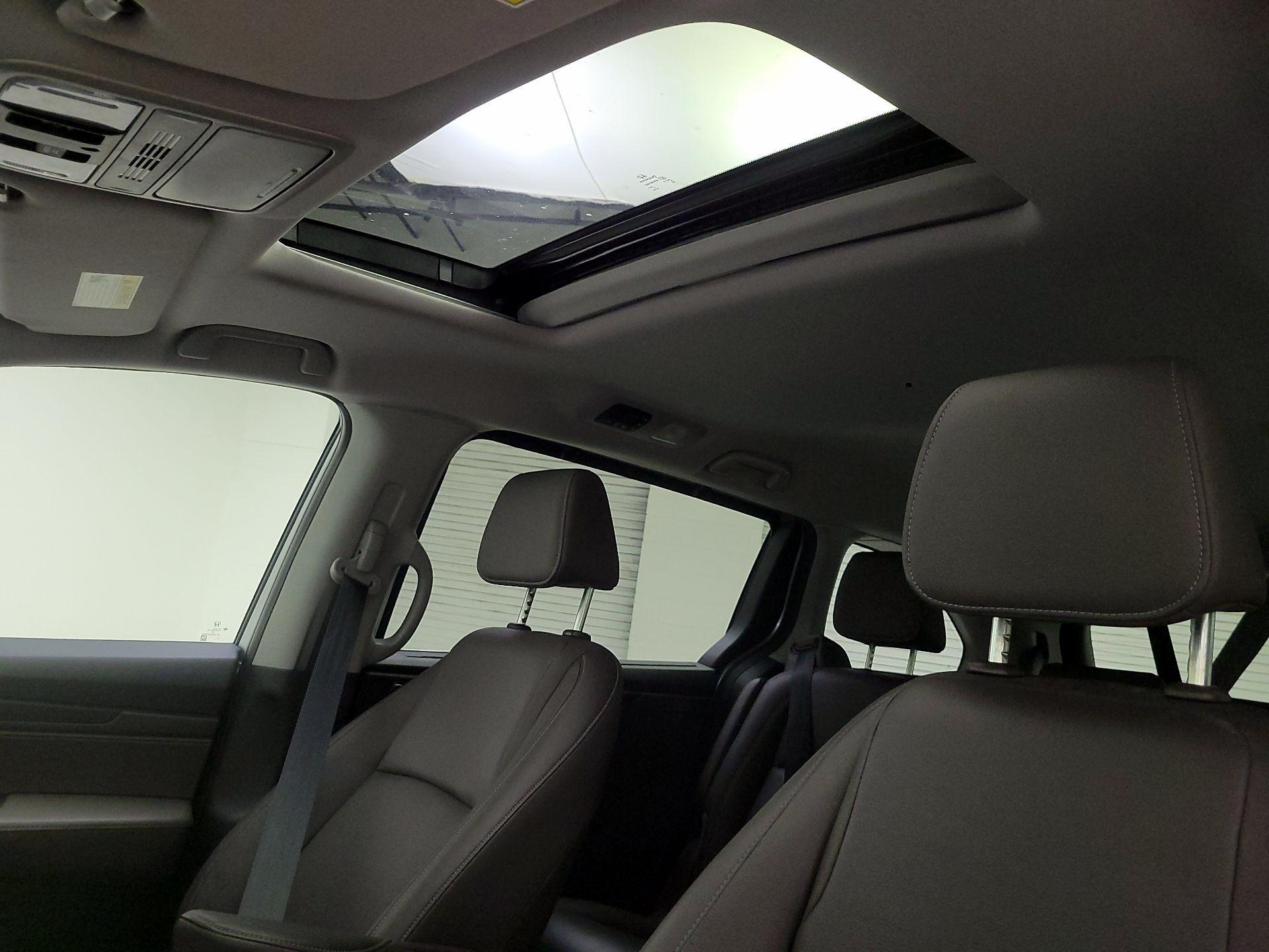 Thumbnail: 2023 Honda Odyssey - 20