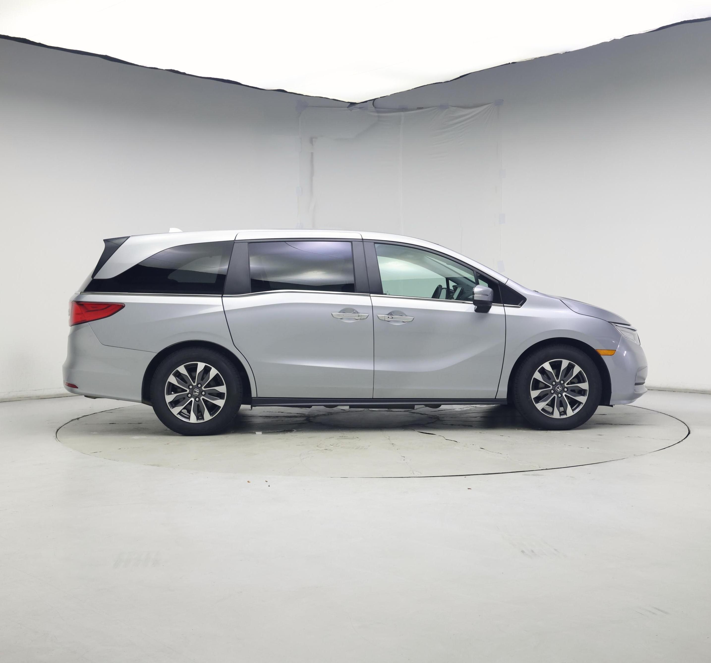 Thumbnail: 2023 Honda Odyssey - 7