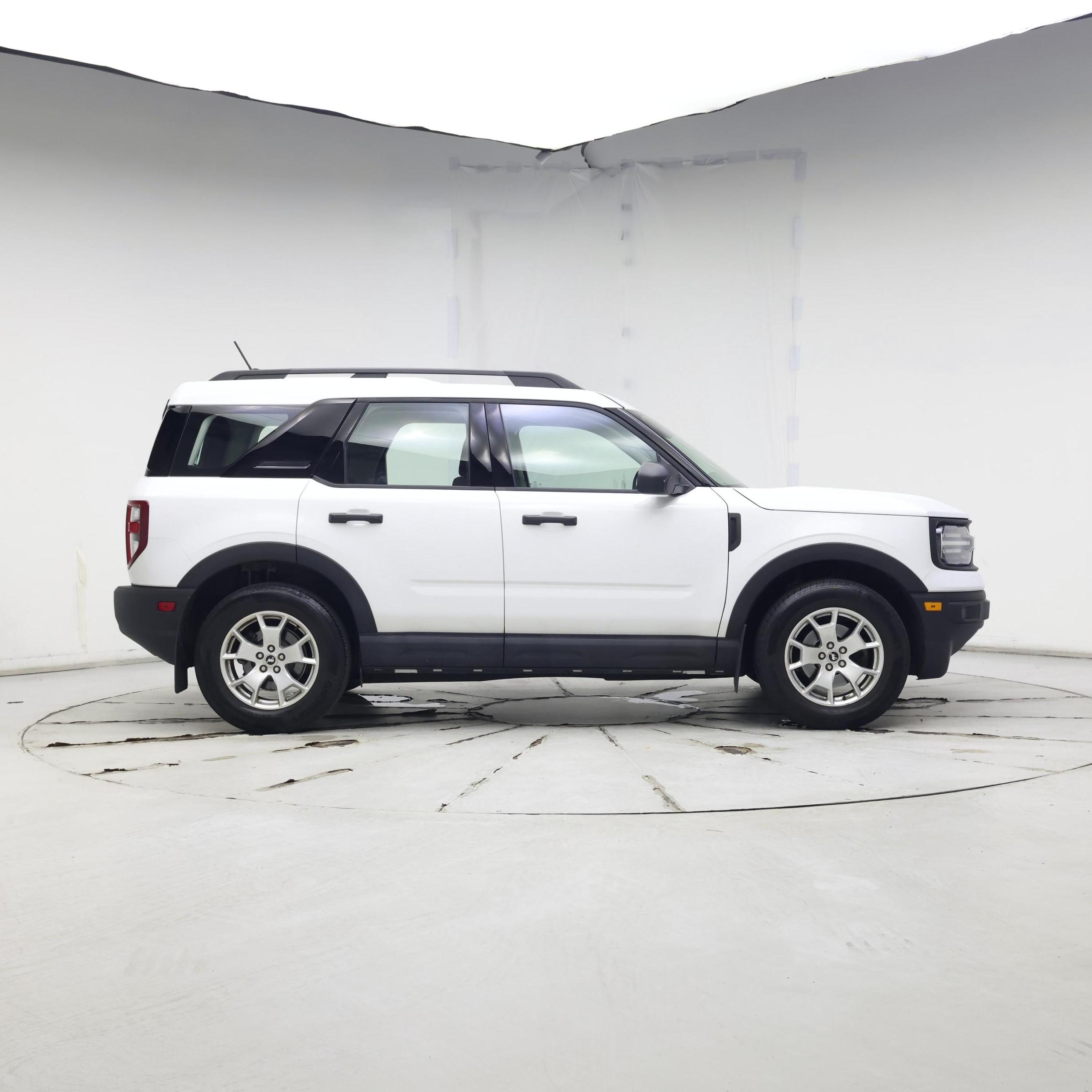 Thumbnail: 2022 Ford Bronco Sport - 7