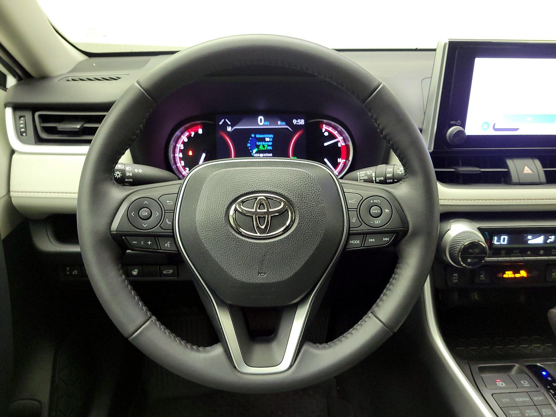 Thumbnail: 2023 Toyota RAV4 - 10
