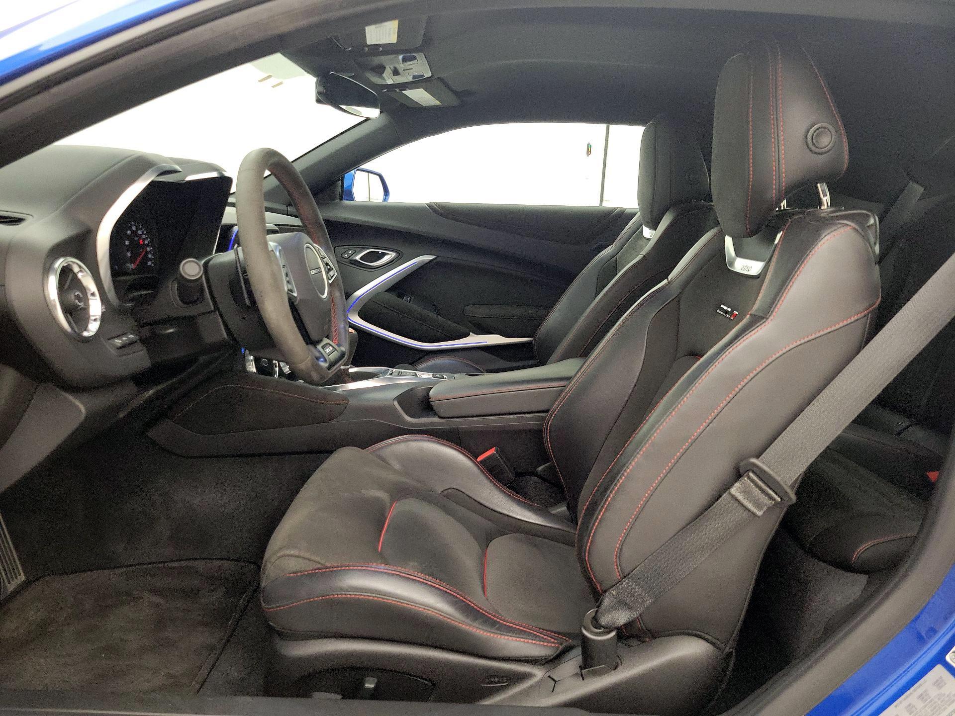 Thumbnail: 2018 Chevrolet Camaro - 11