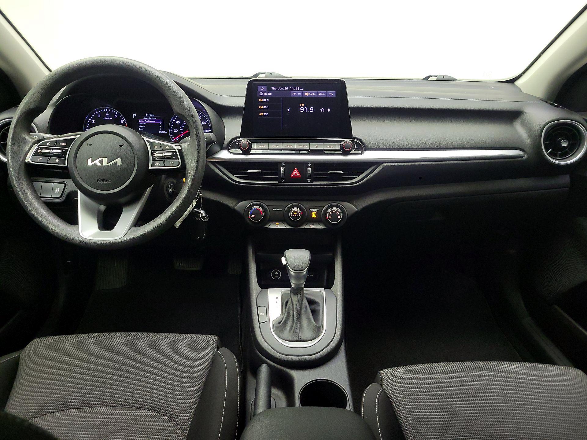 Thumbnail: 2023 Kia Forte - 9