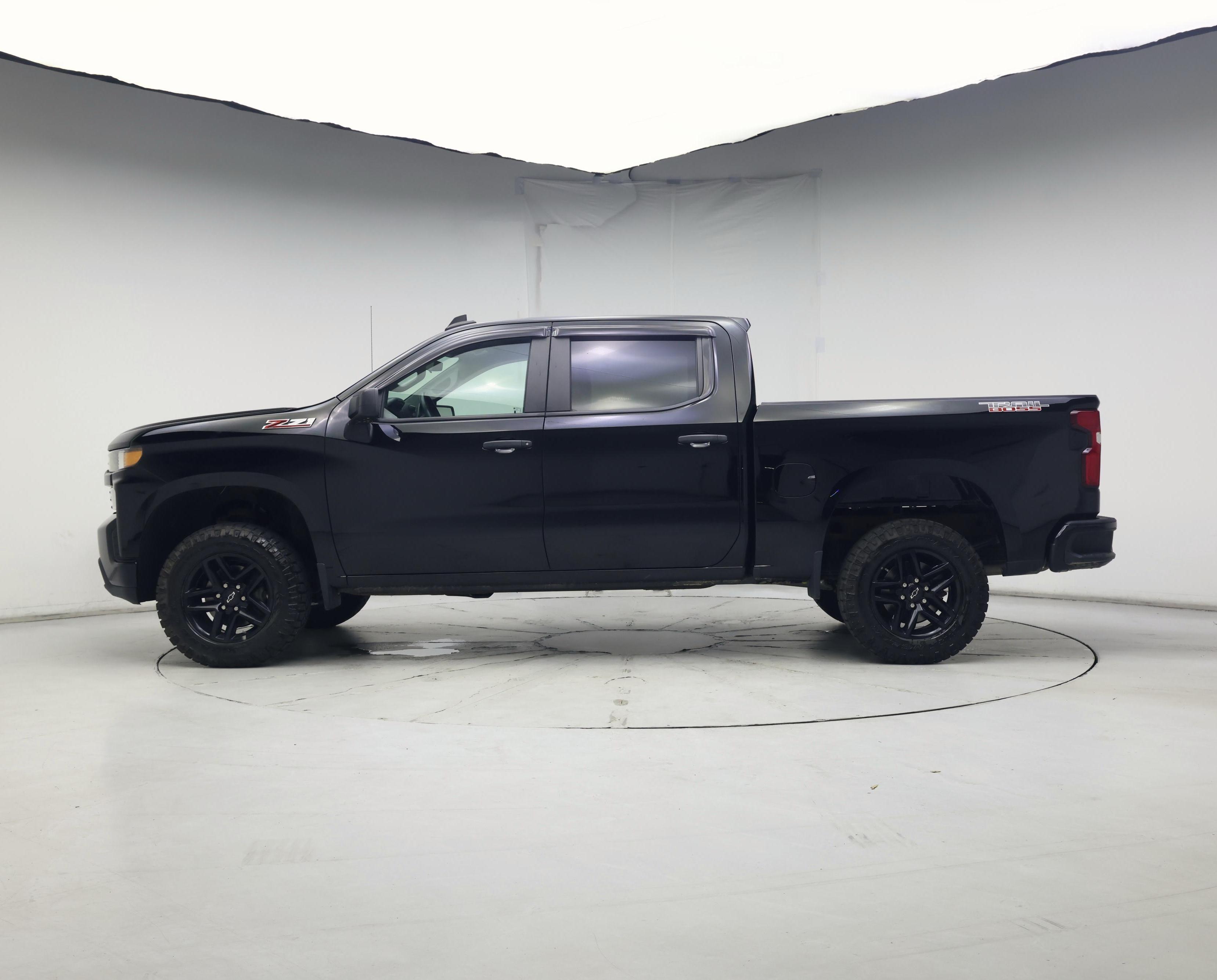 Thumbnail: 2021 Chevrolet Silverado 1500 - 3