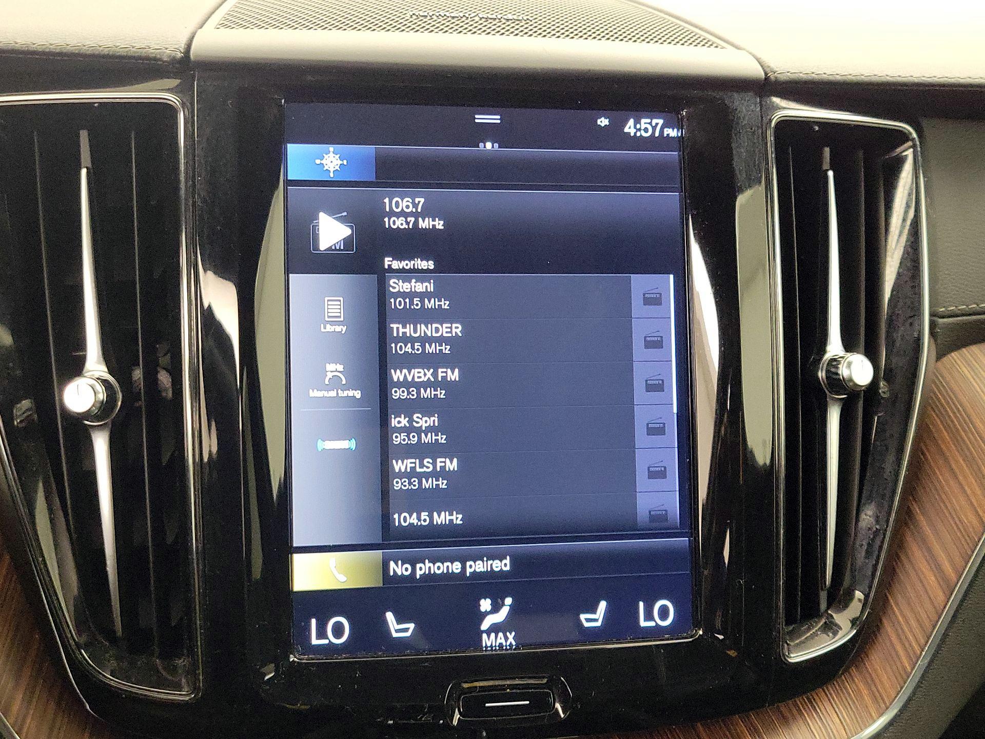 Thumbnail: 2020 Volvo XC60 - 16