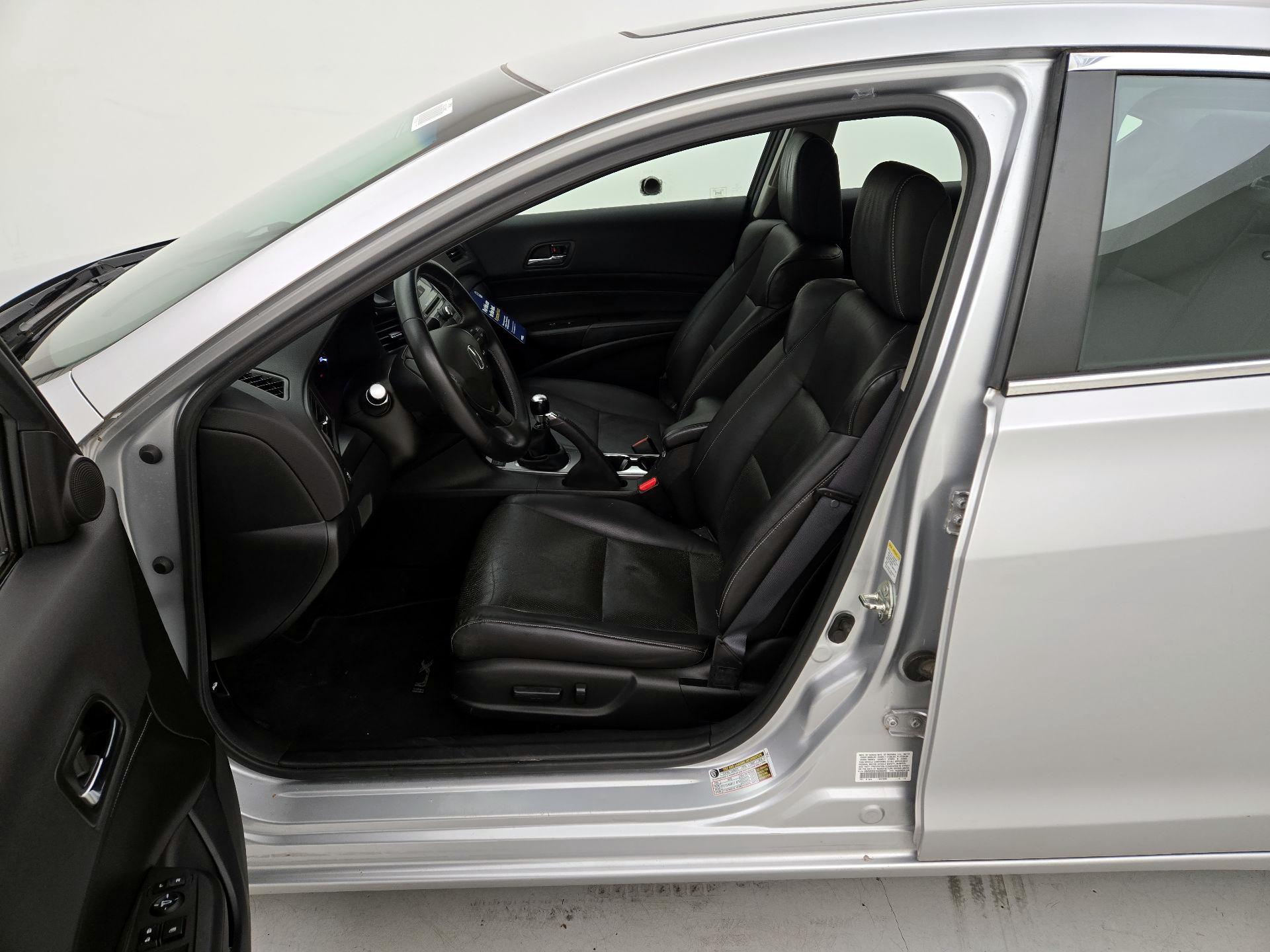 Thumbnail: 2013 Acura ILX - 11