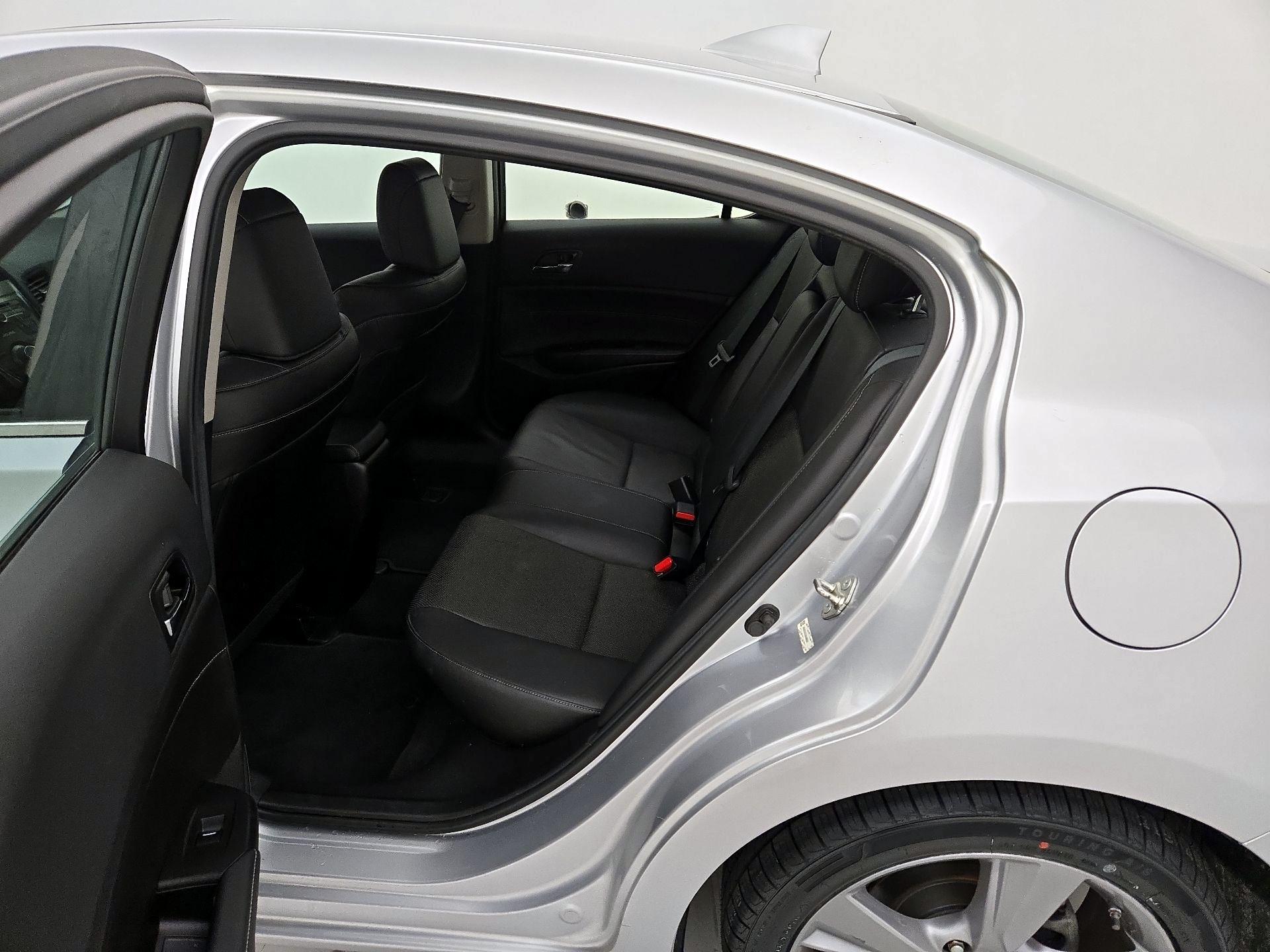 Thumbnail: 2013 Acura ILX - 16