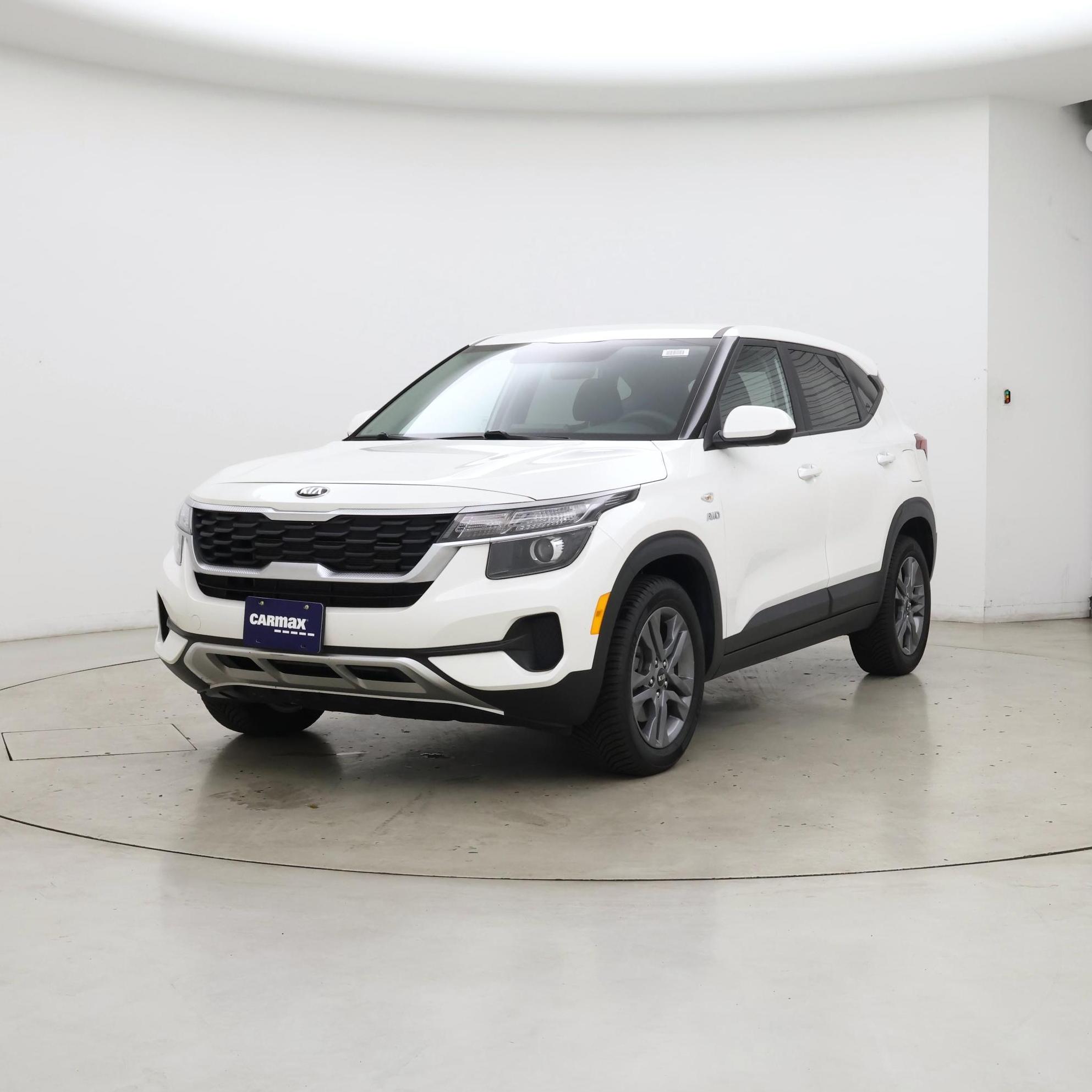 Thumbnail: 2021 Kia Seltos - 4