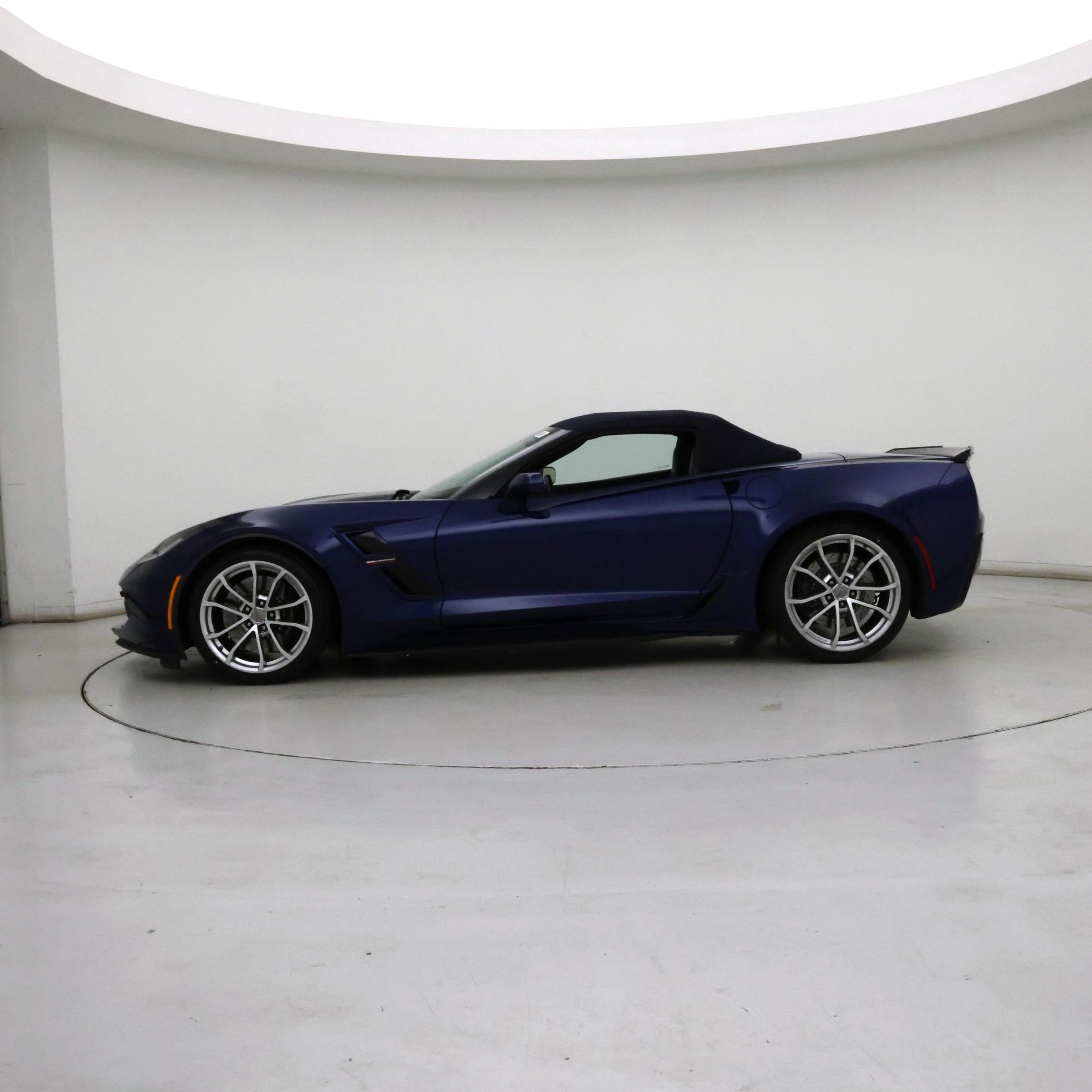 Thumbnail: 2017 Chevrolet Corvette - 3