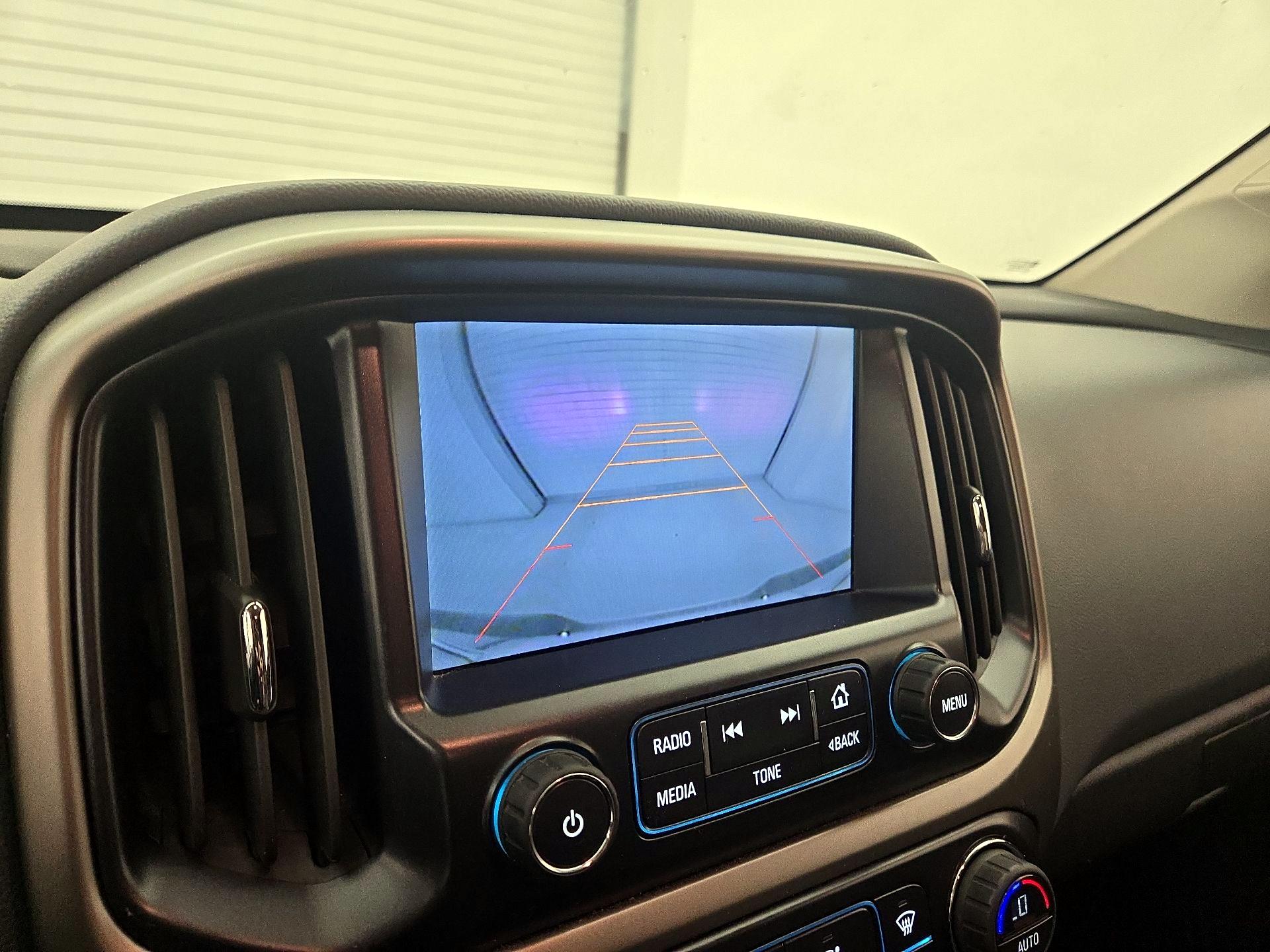 Thumbnail: 2015 Chevrolet Colorado - 15