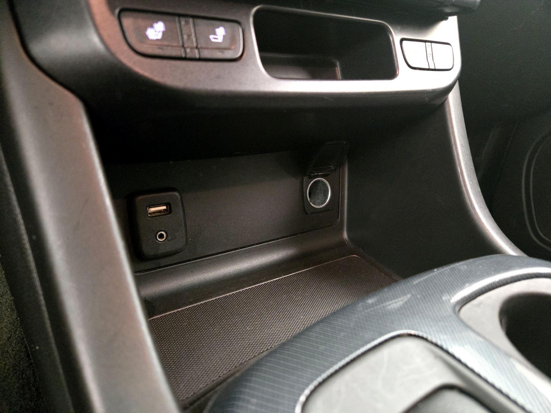 Thumbnail: 2015 Chevrolet Colorado - 19